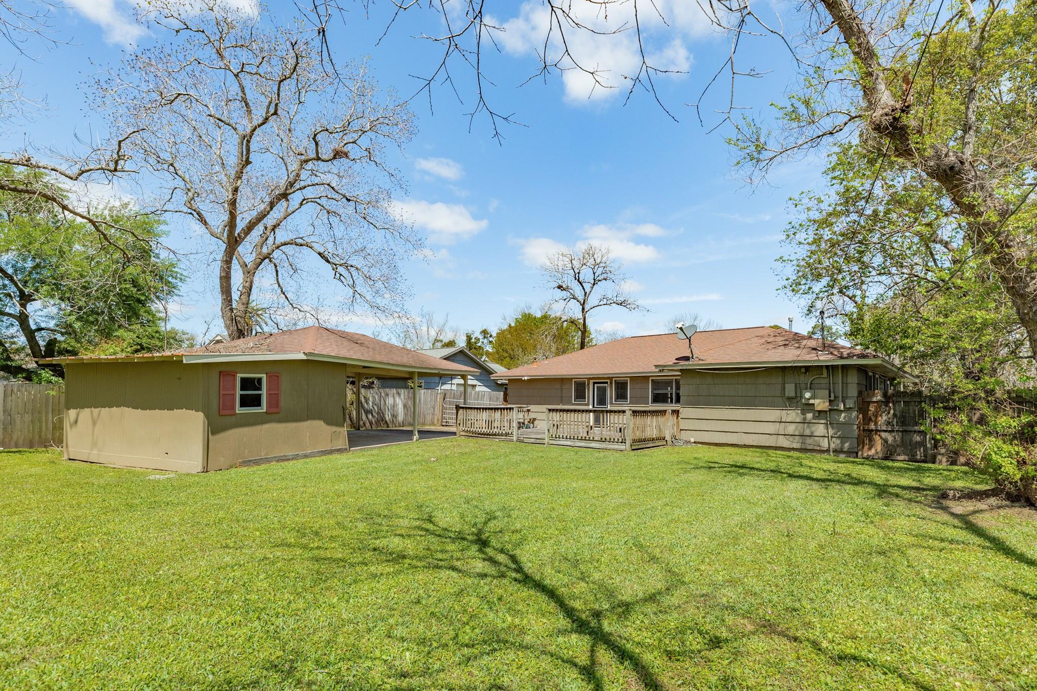 120 Palm Lane, Lake Jackson Tx 77566 Property Photo 25