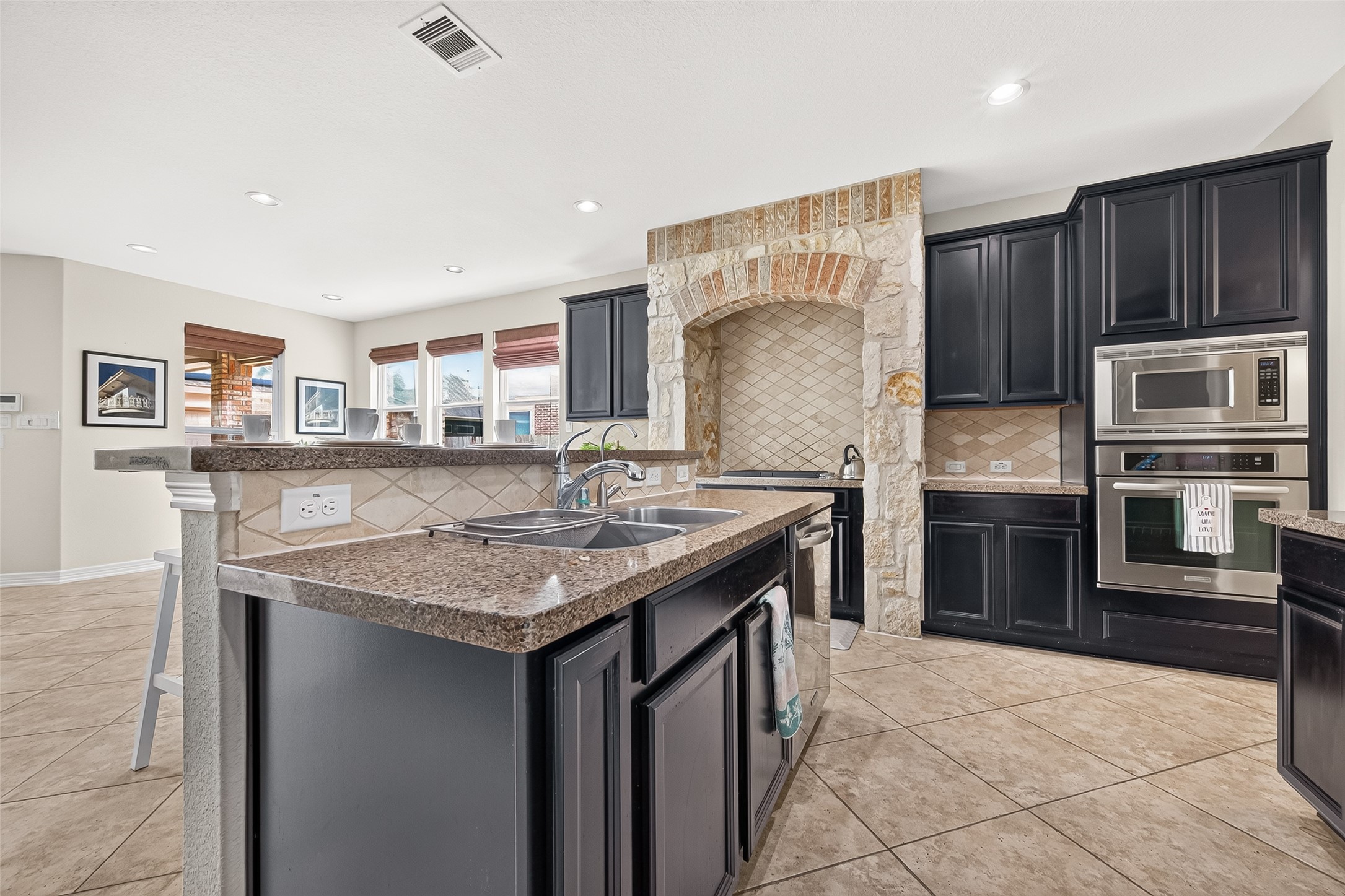 5703 Flagstone Pass Court Property Photo 17