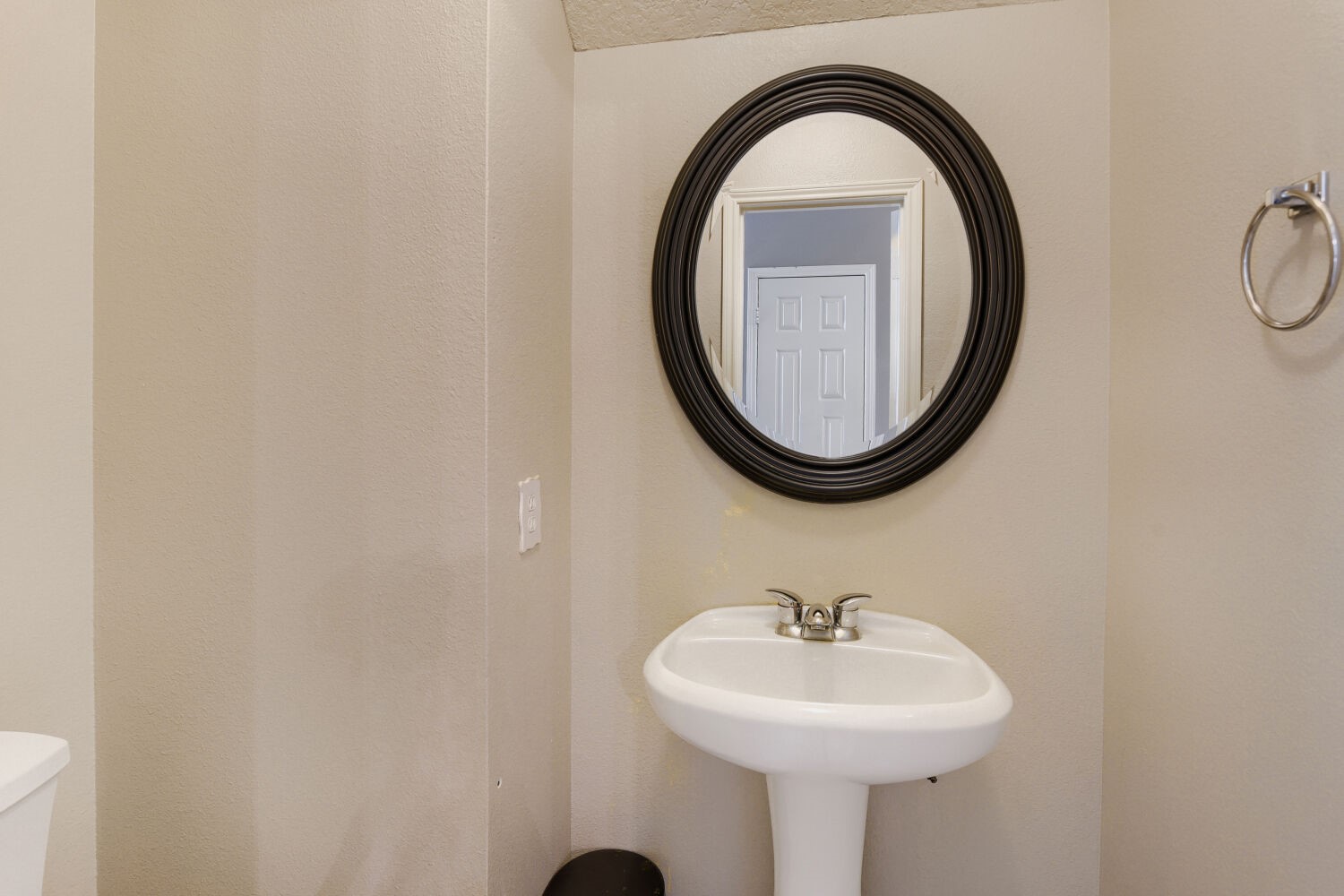 18715 Woodglen Shadows Drive Property Photo 19