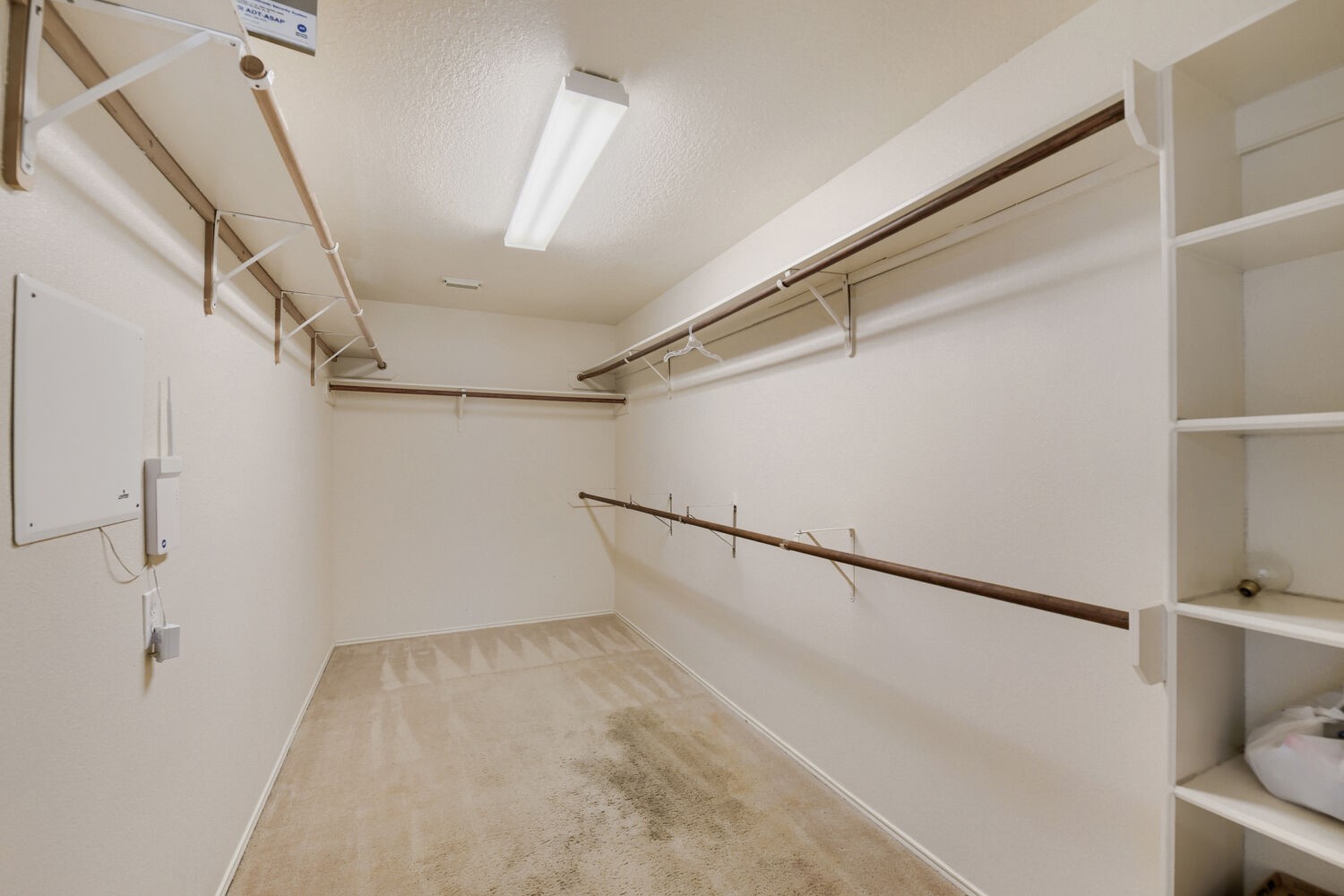 18715 Woodglen Shadows Drive Property Photo 26