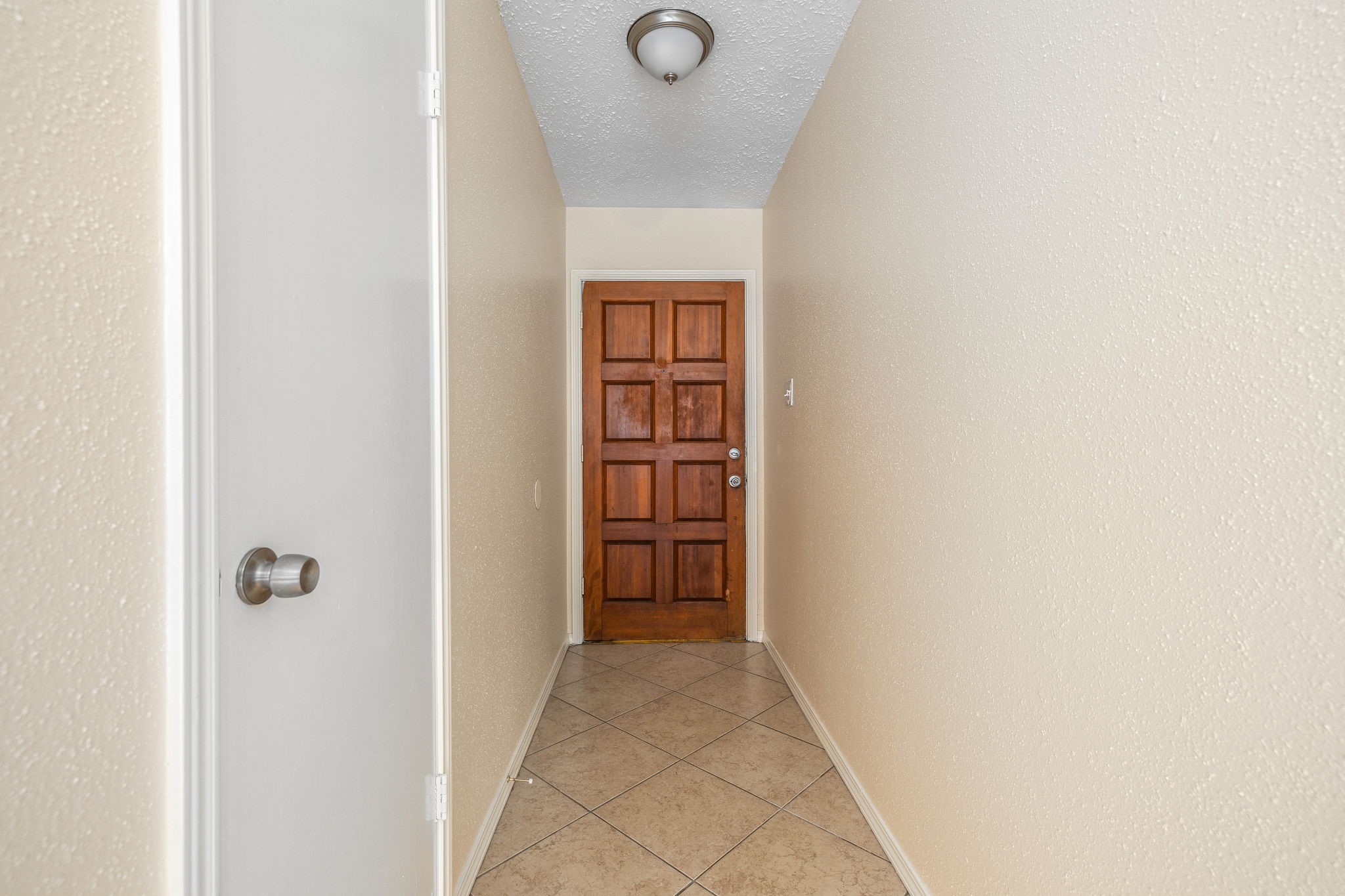 2631 Count Eric Drive Property Photo 8
