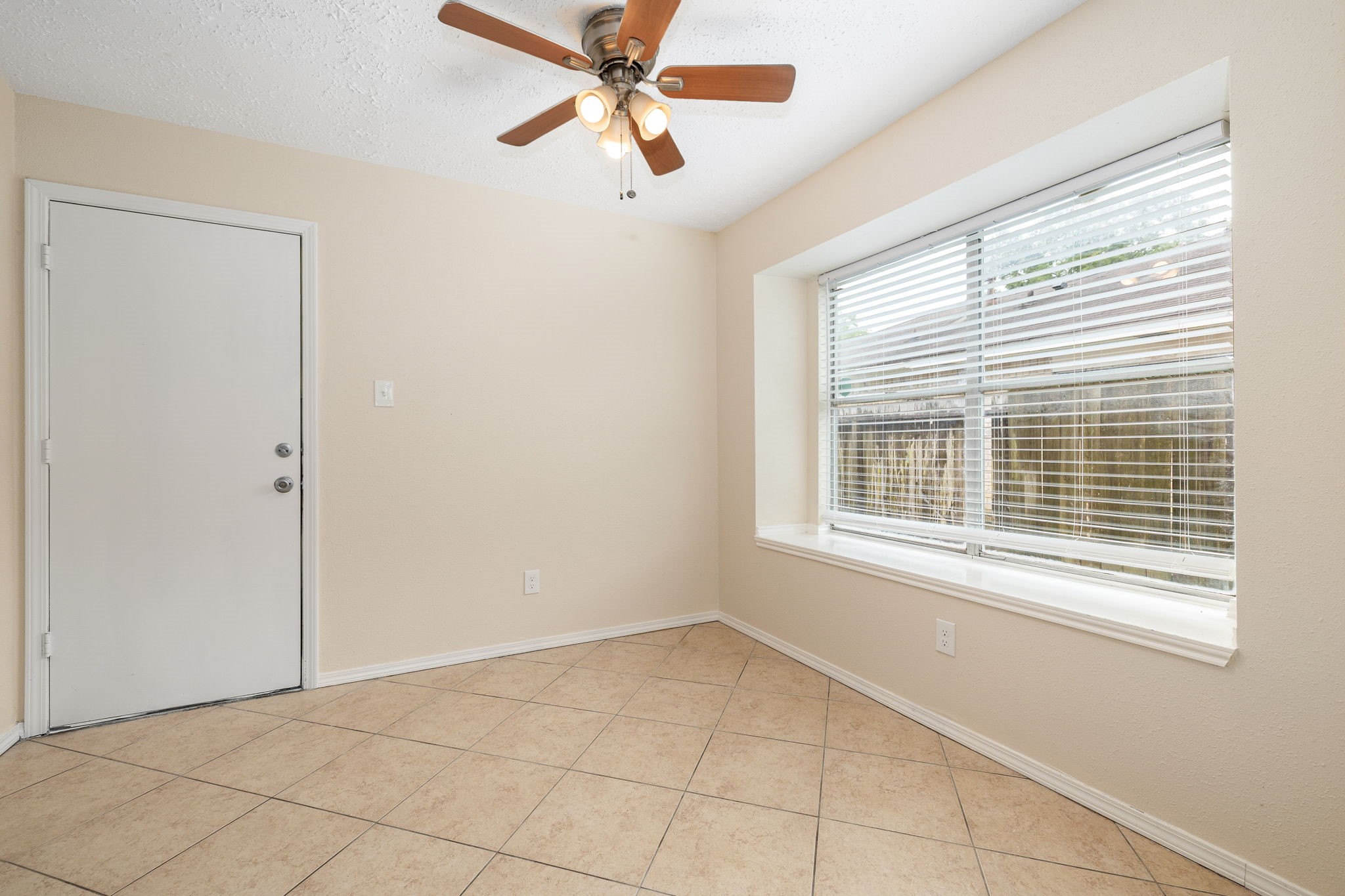 2631 Count Eric Drive Property Photo 18