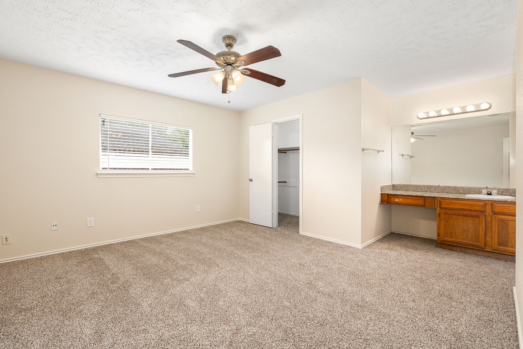 2631 Count Eric Drive Property Photo 21