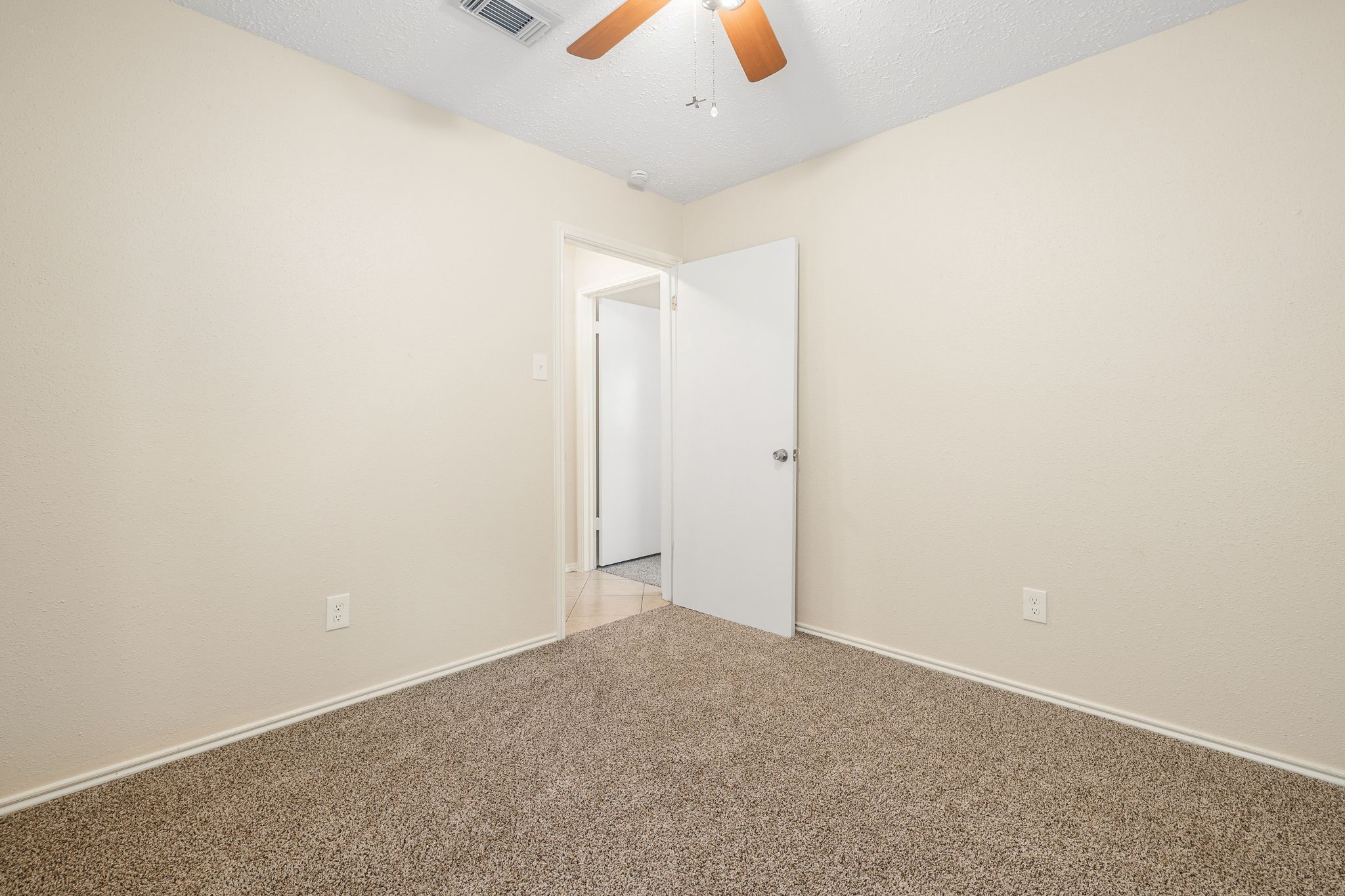 2631 Count Eric Drive Property Photo 29