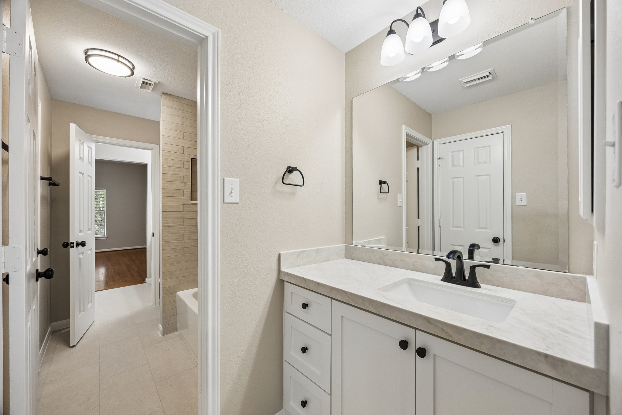 7535 Guinevere Drive Property Photo 28