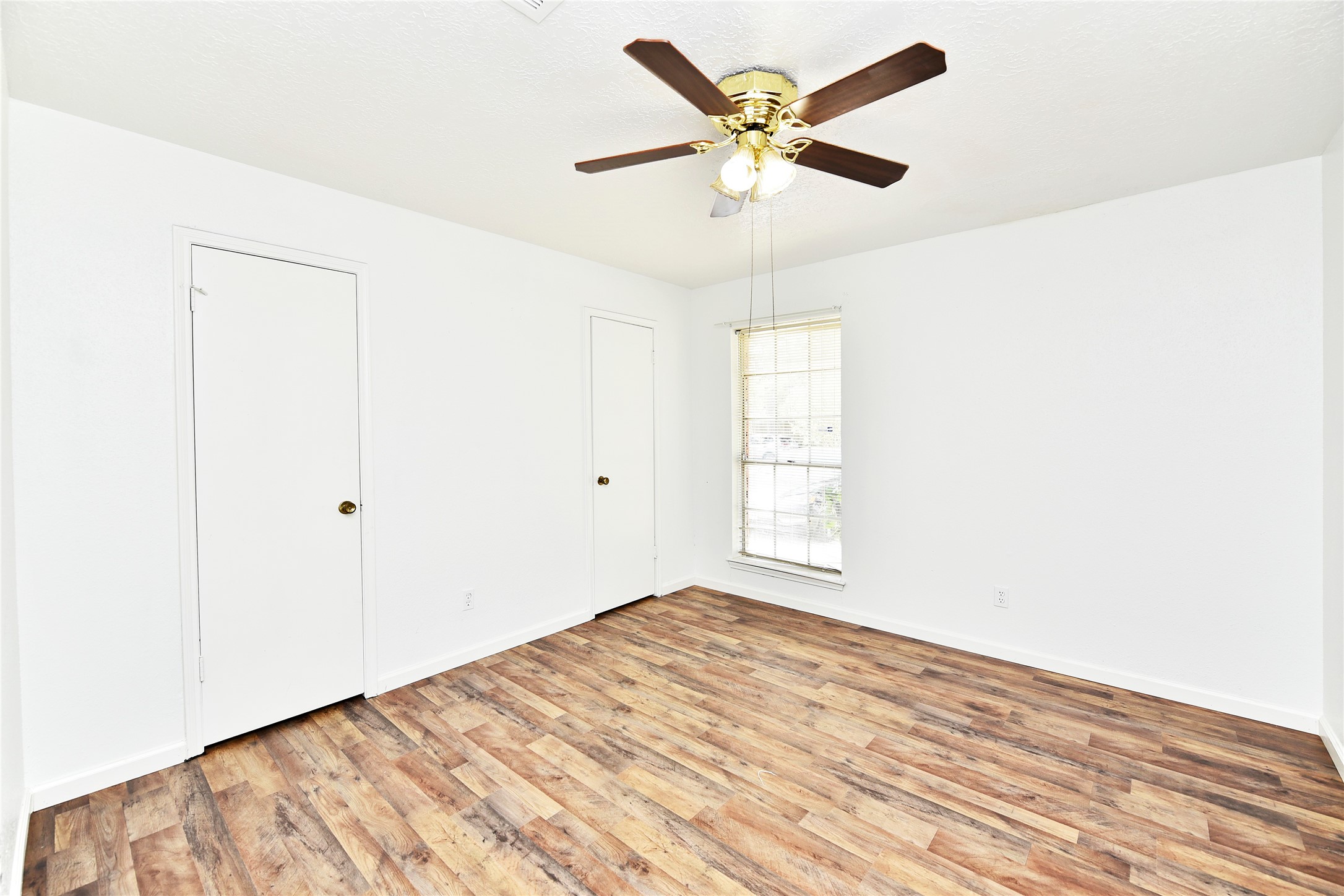 10214 Trade Winds Drive Property Photo 19