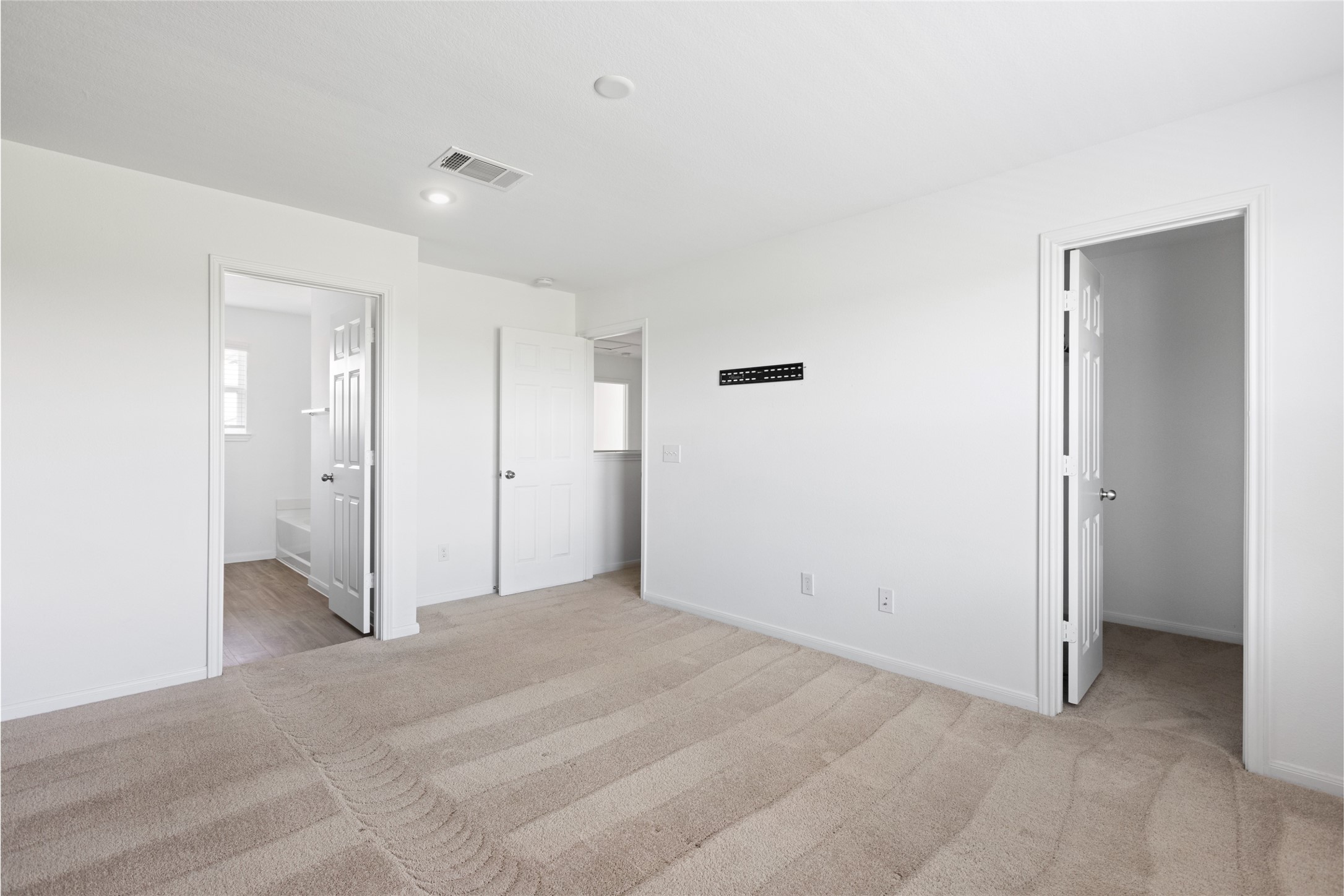 7323 Heath Knoll Lane Property Photo 10