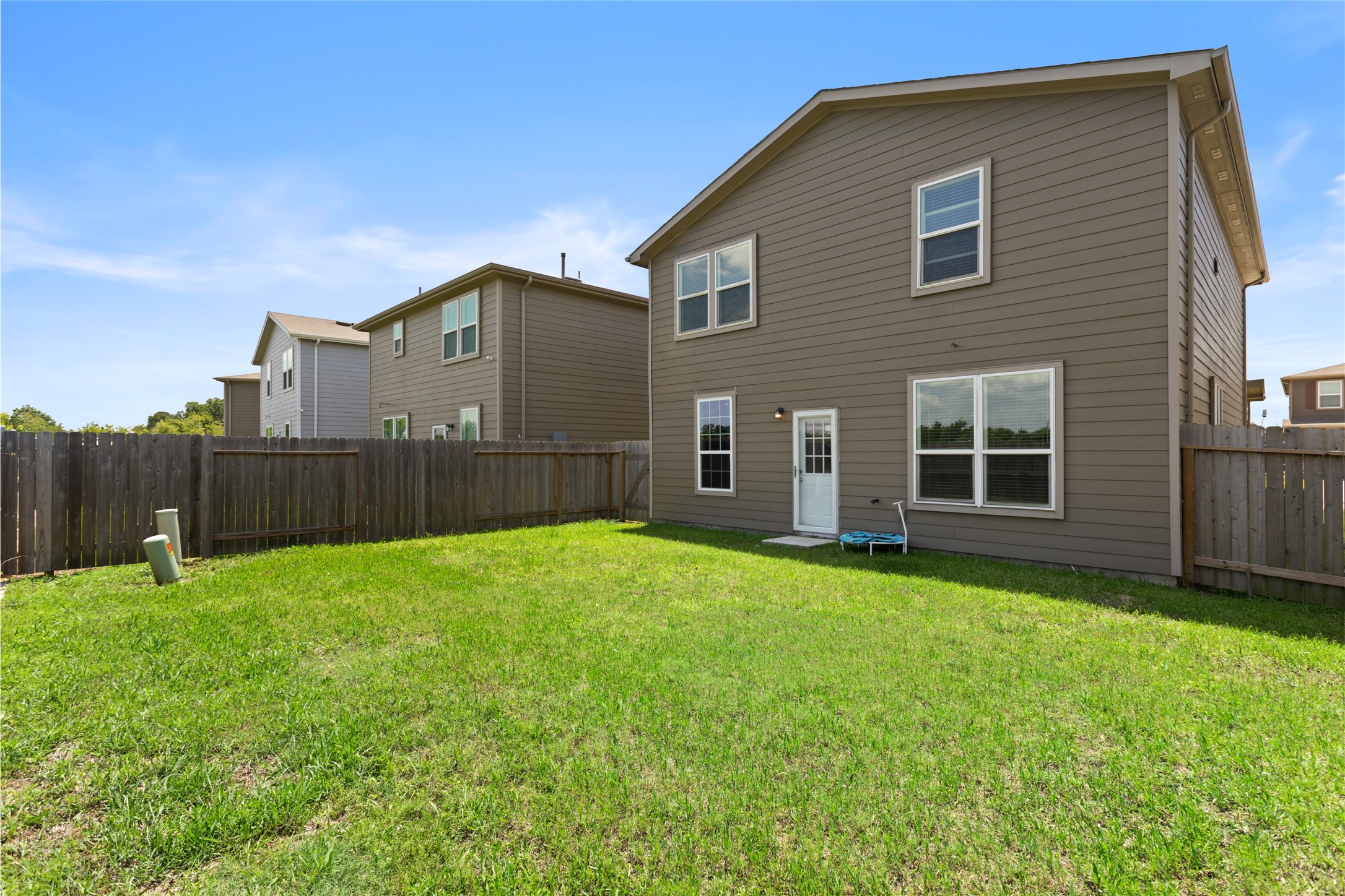 7323 Heath Knoll Lane Property Photo 17