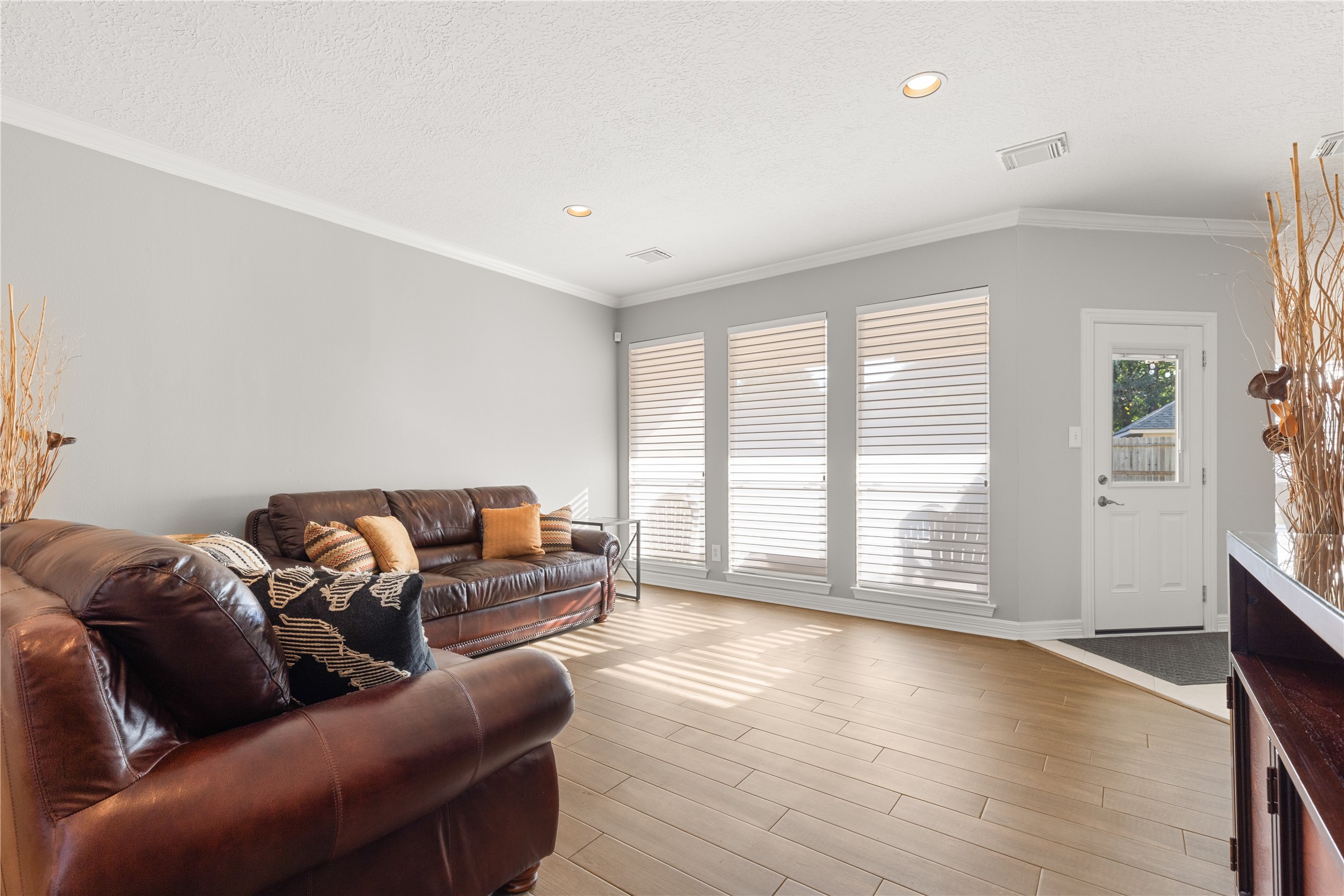 3318 Clover Valley Drive Property Photo 13