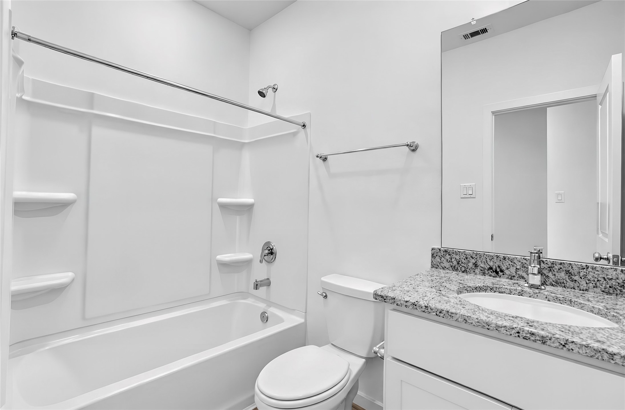 17411 Chestnut Chase Street Property Photo 12