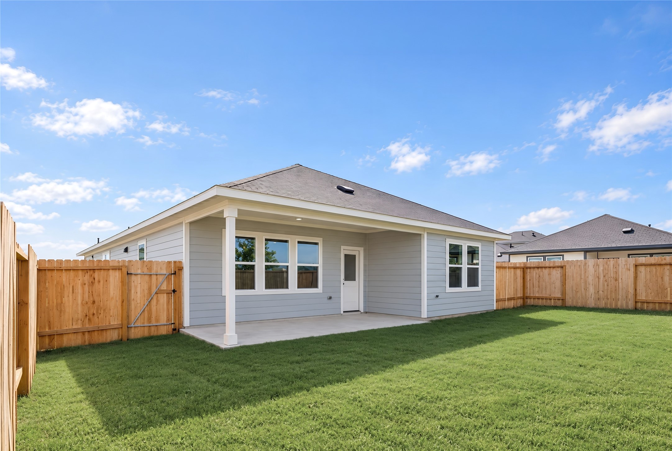 17411 Chestnut Chase Street Property Photo 15
