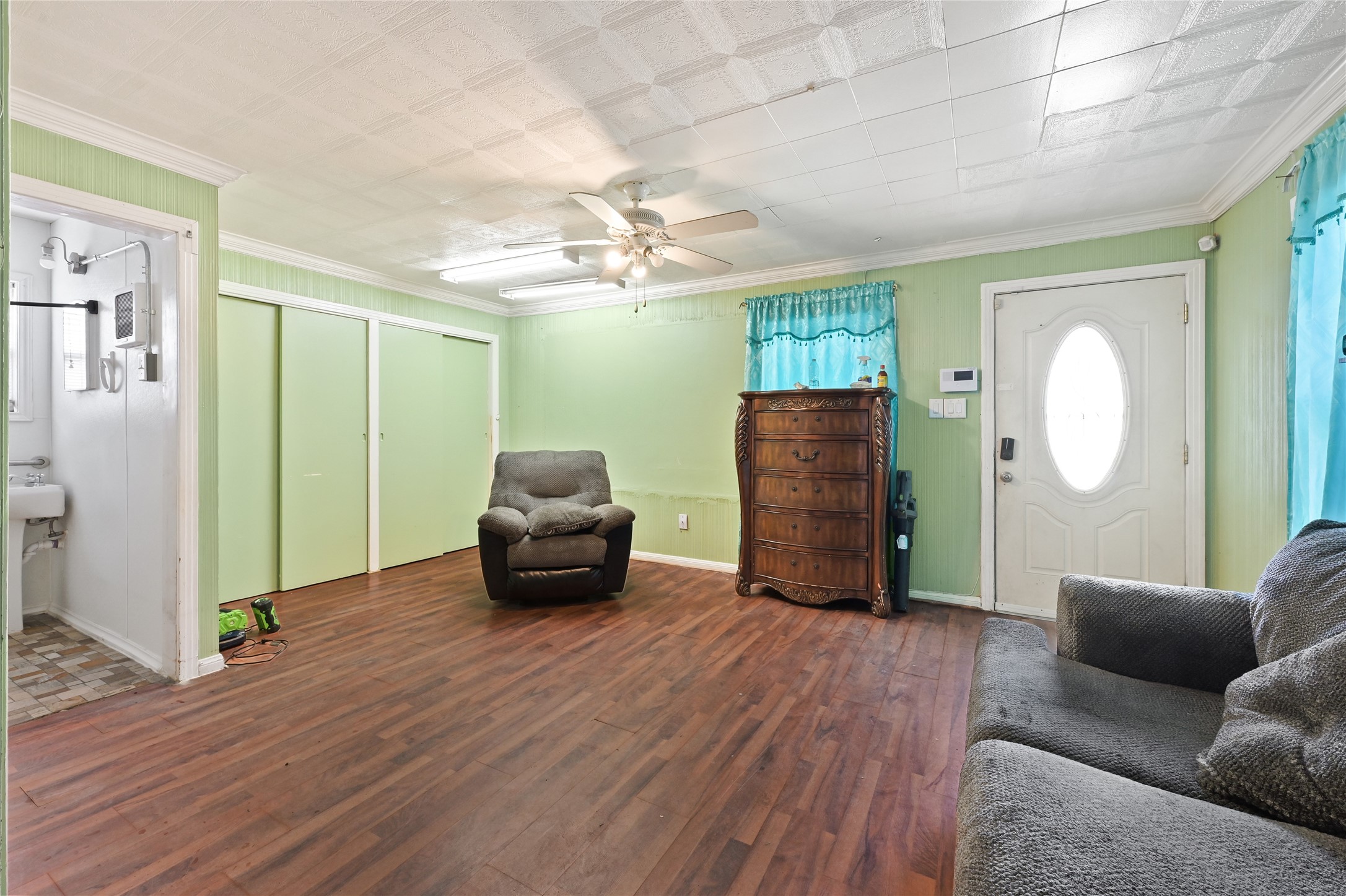 3731 Reveille Street Property Photo 10