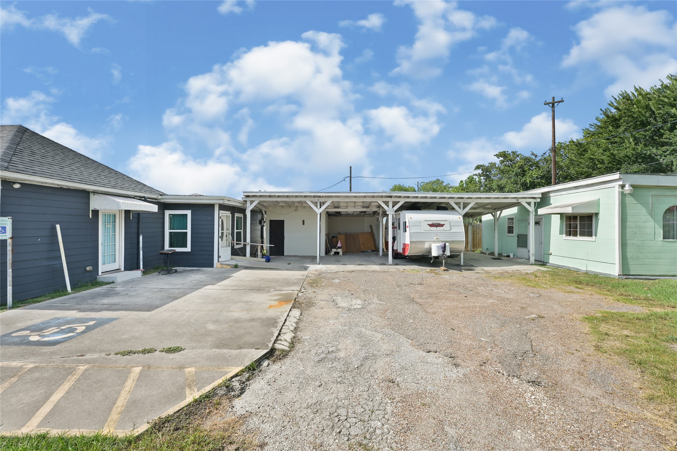 3731 Reveille Street Property Photo 20
