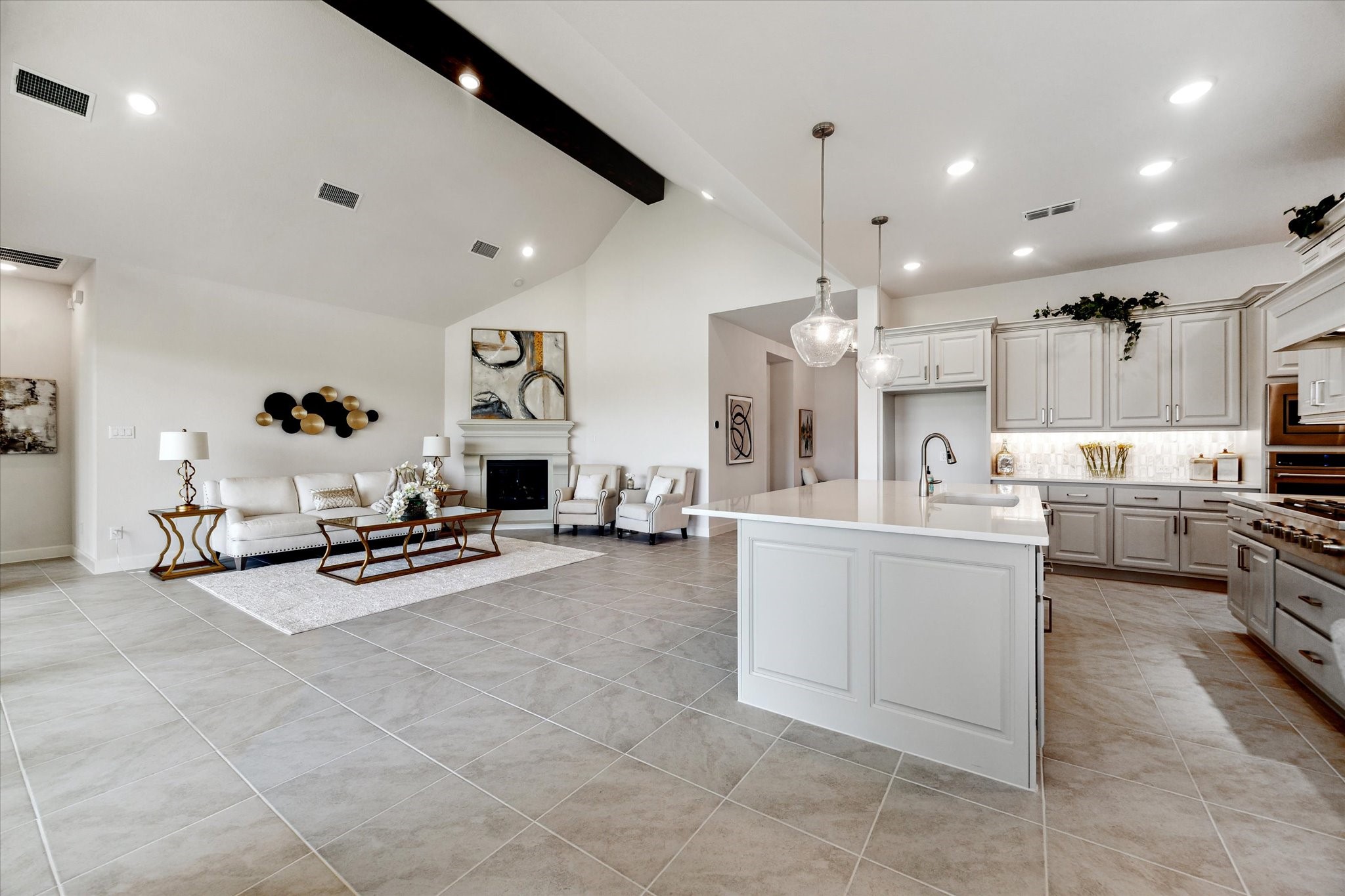 407 May Meadow Lane Property Photo 6