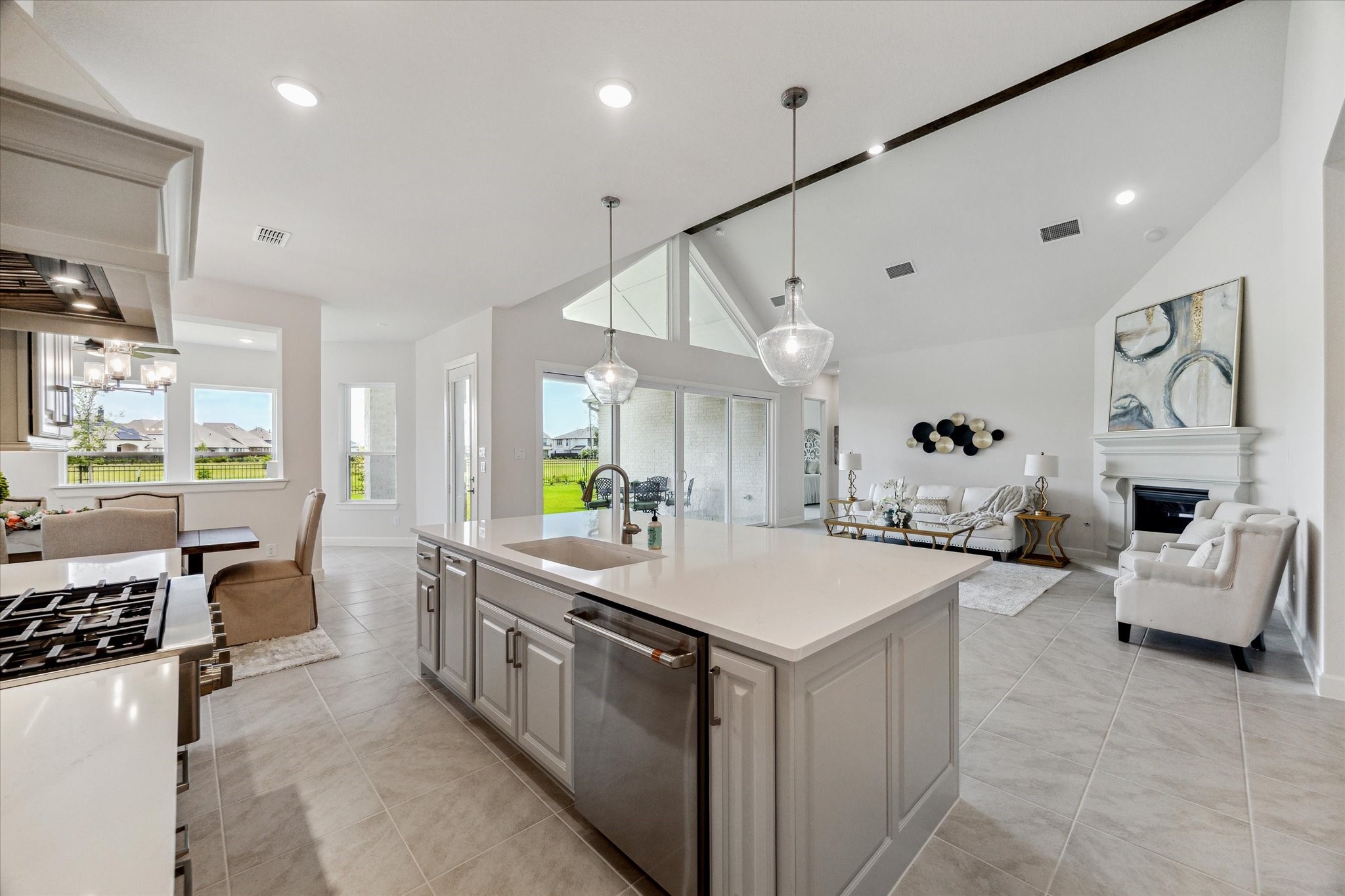 407 May Meadow Lane Property Photo 10