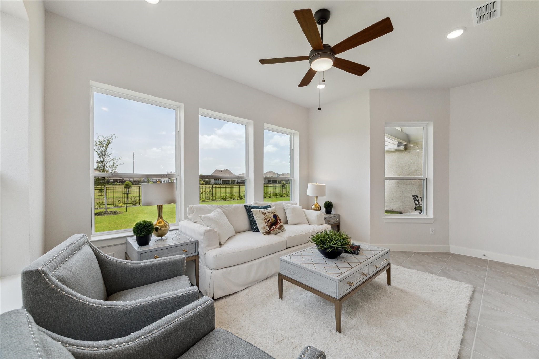 407 May Meadow Lane Property Photo 12