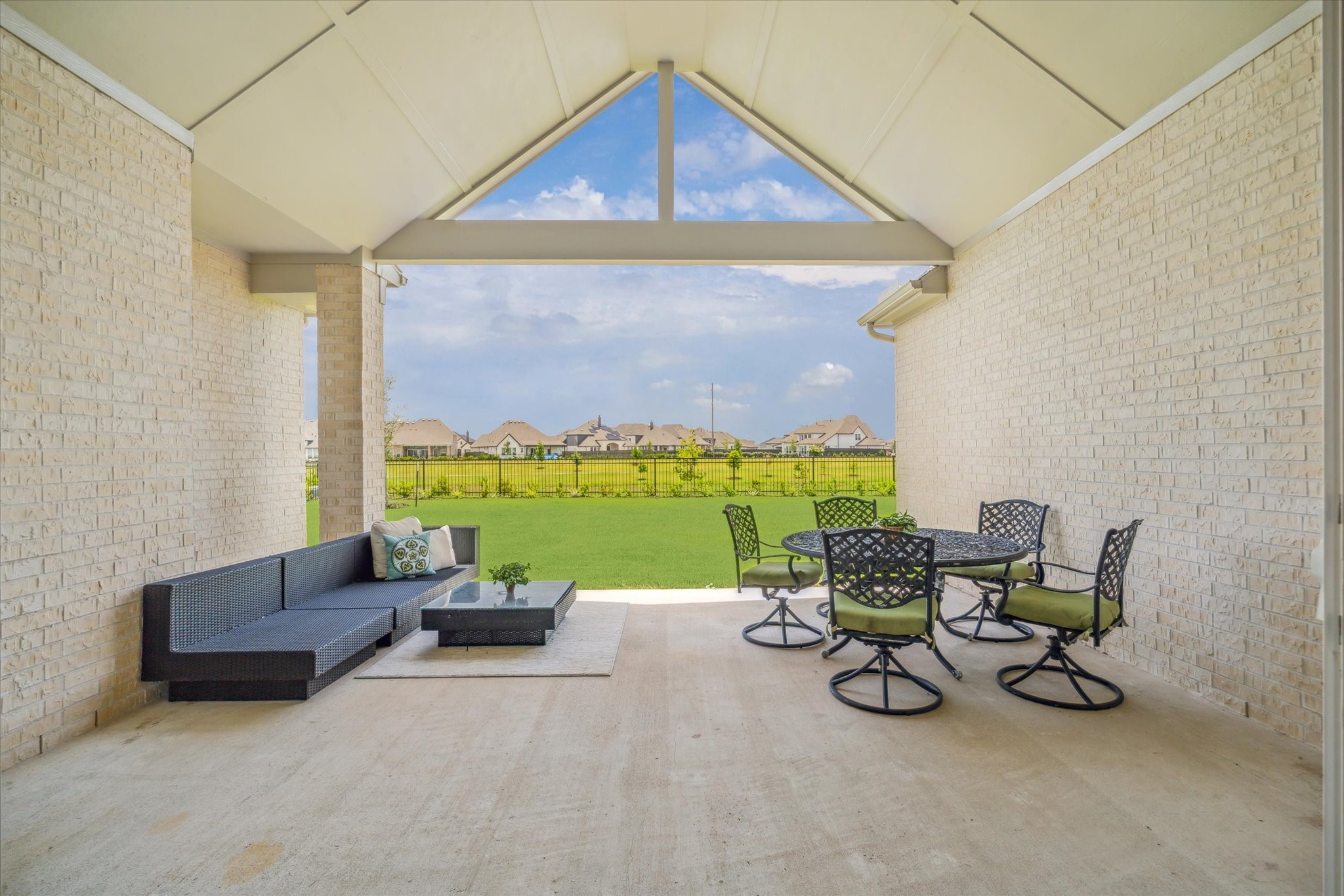 407 May Meadow Lane Property Photo 24