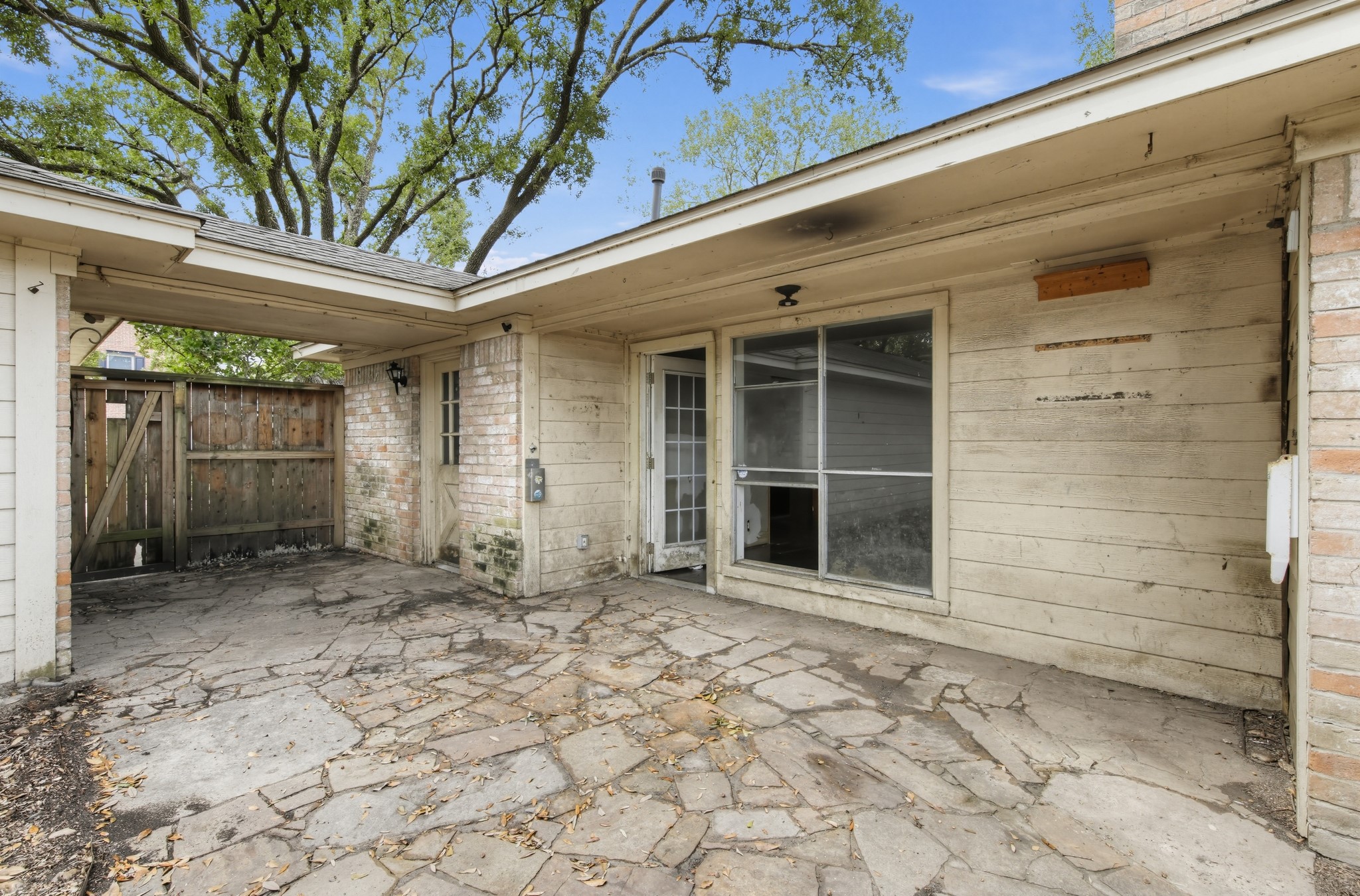 15502 Chichester Lane Property Photo 5