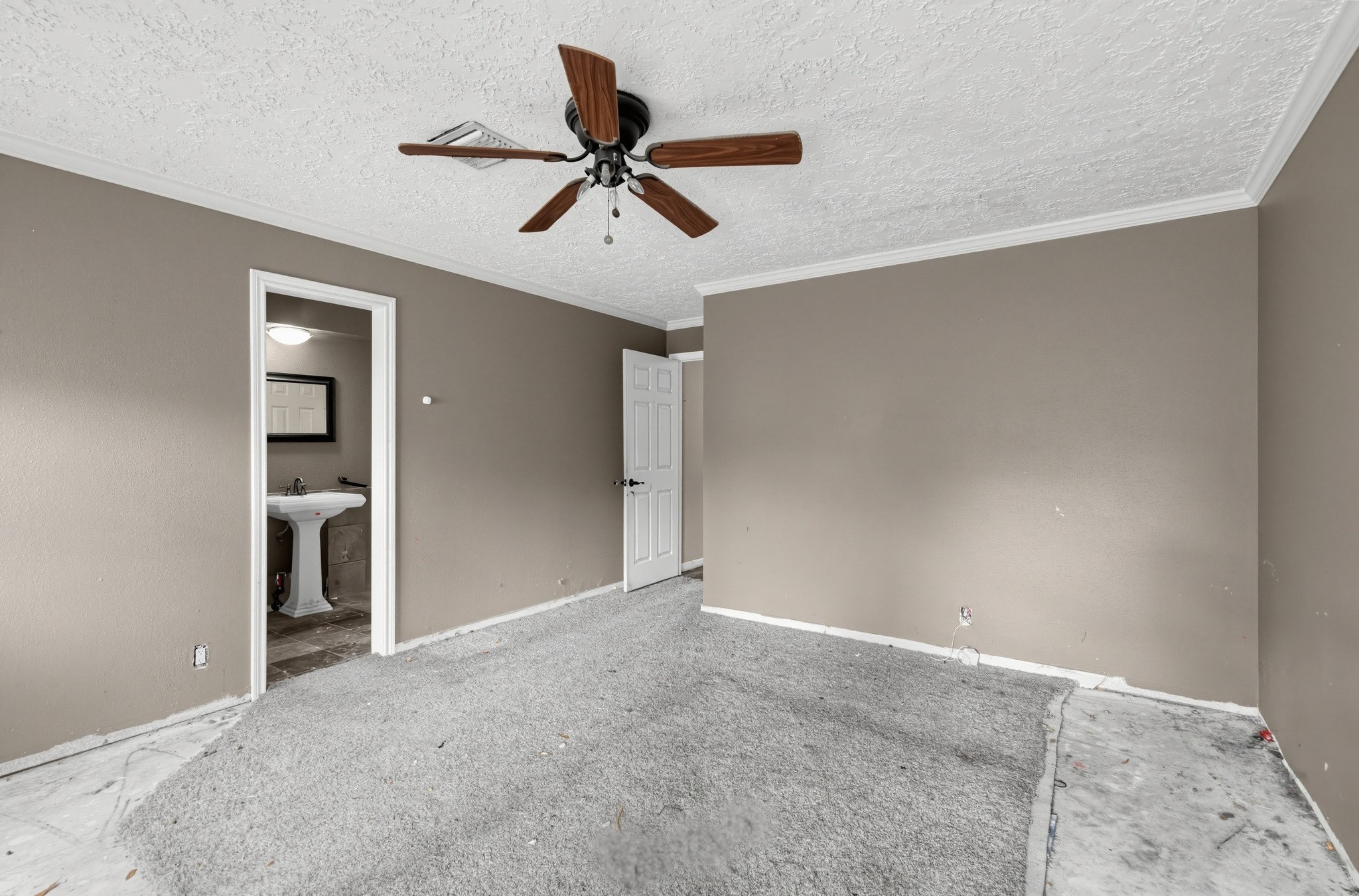 15502 Chichester Lane Property Photo 13