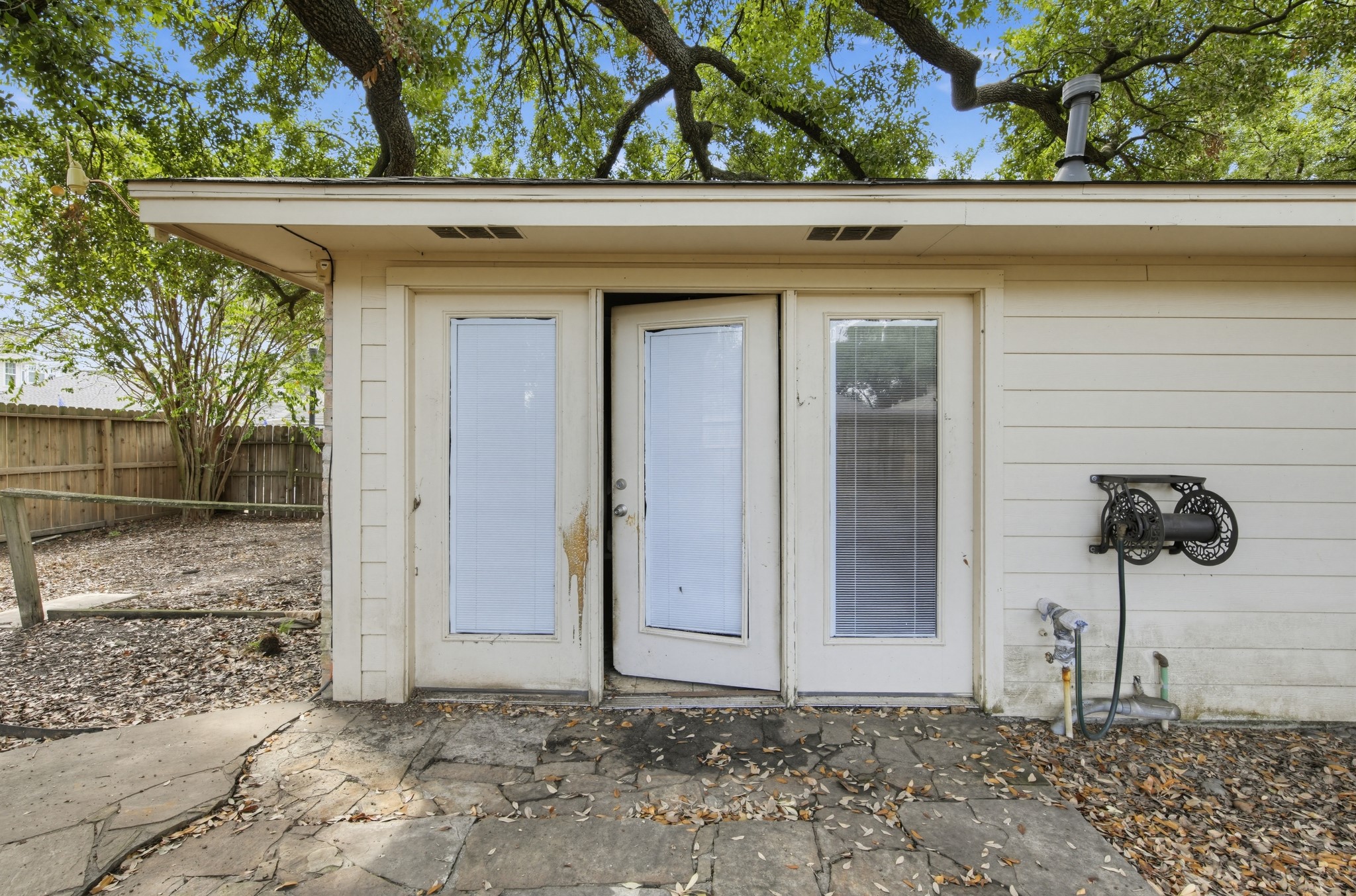 15502 Chichester Lane Property Photo 23