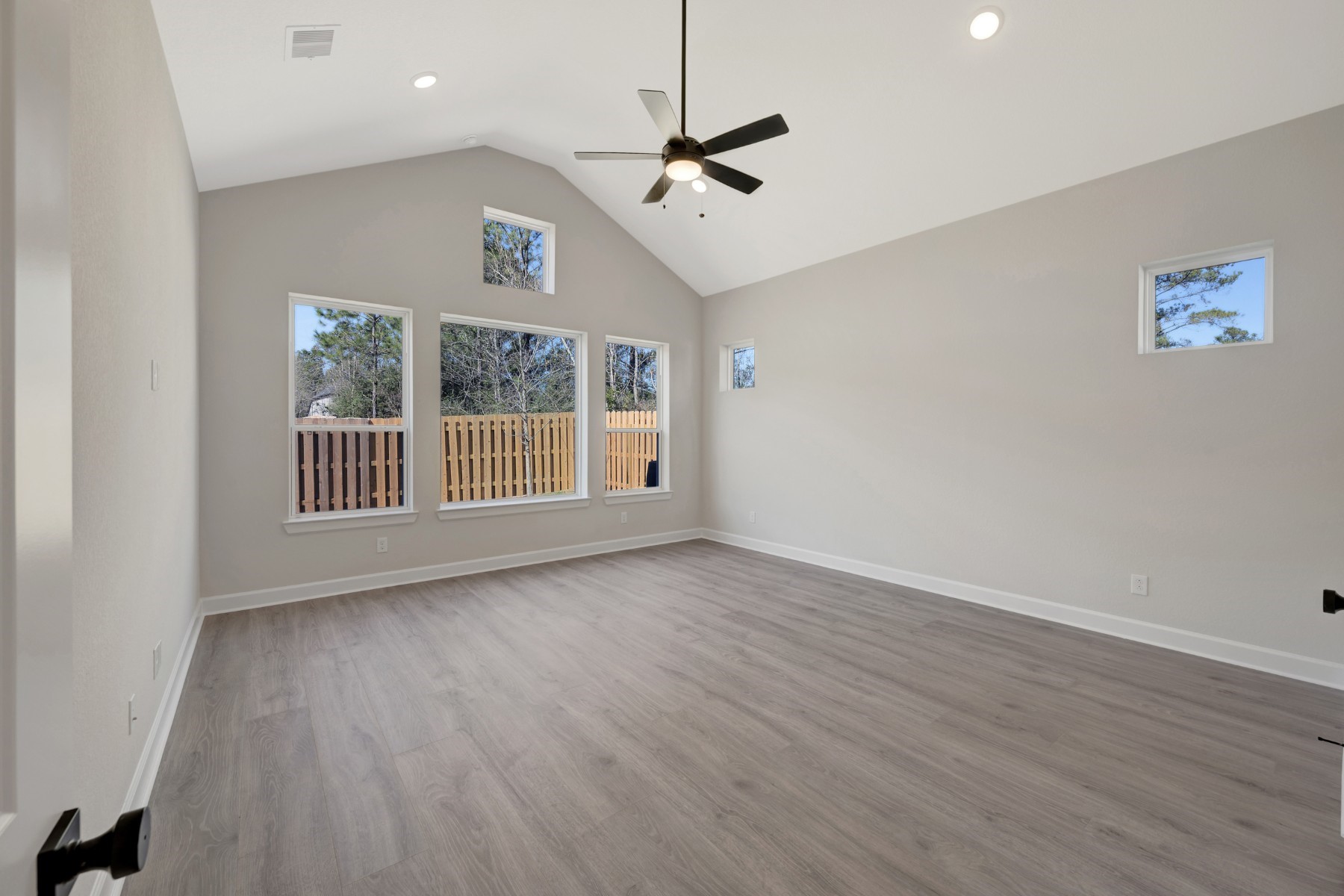 41750 Wendele Way Property Photo 17