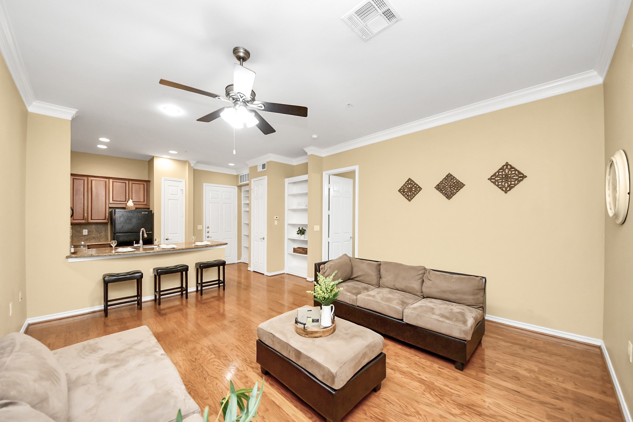 2400 Mccue Road 118 Property Photo 1