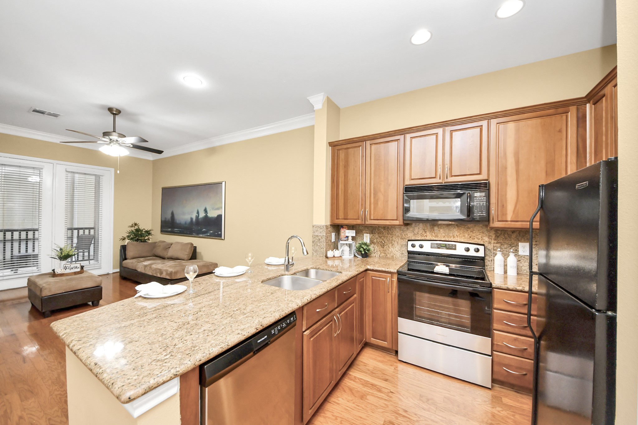 2400 Mccue Road 118 Property Photo 6