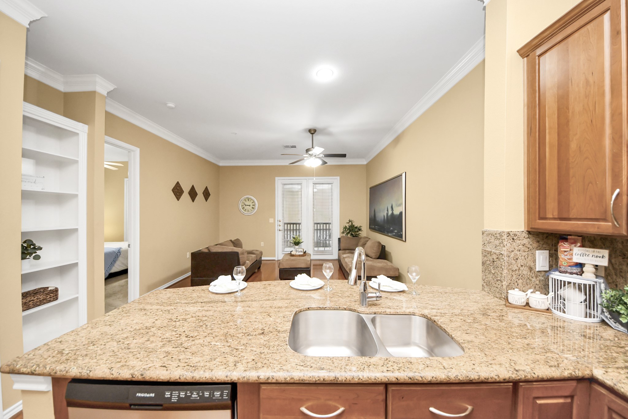 2400 Mccue Road 118 Property Photo 7