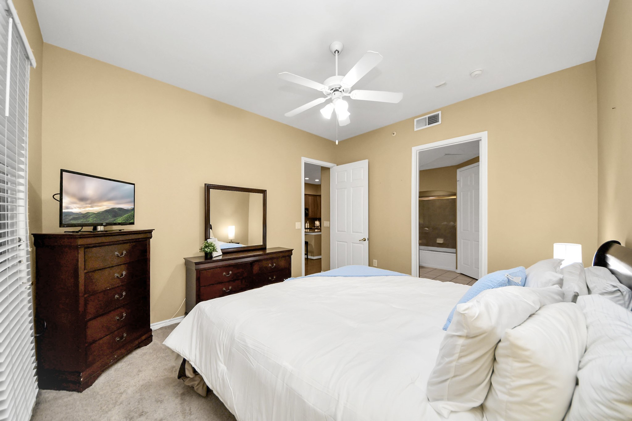 2400 Mccue Road 118 Property Photo 21