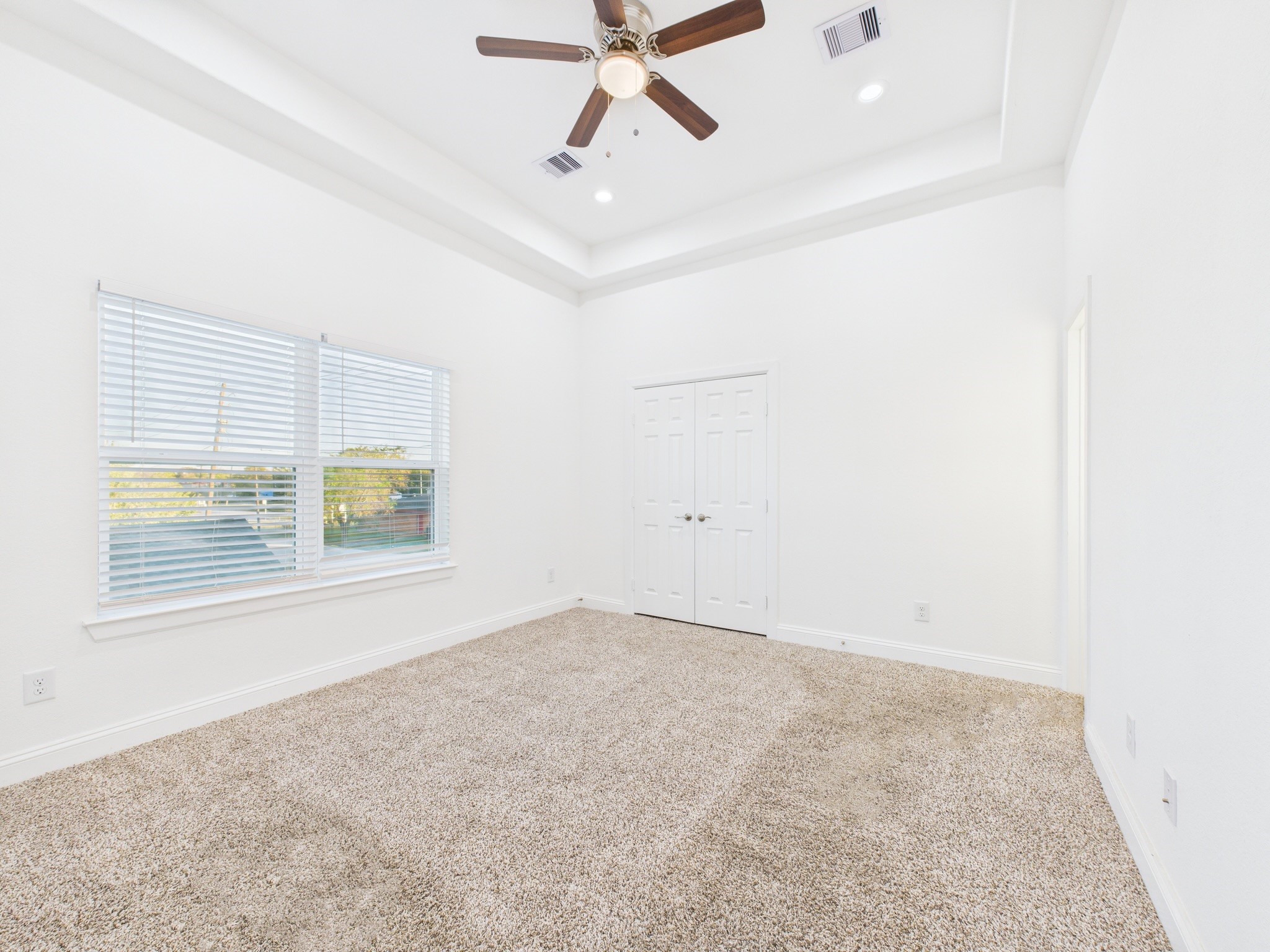4619 Stassen Street B Property Photo 13