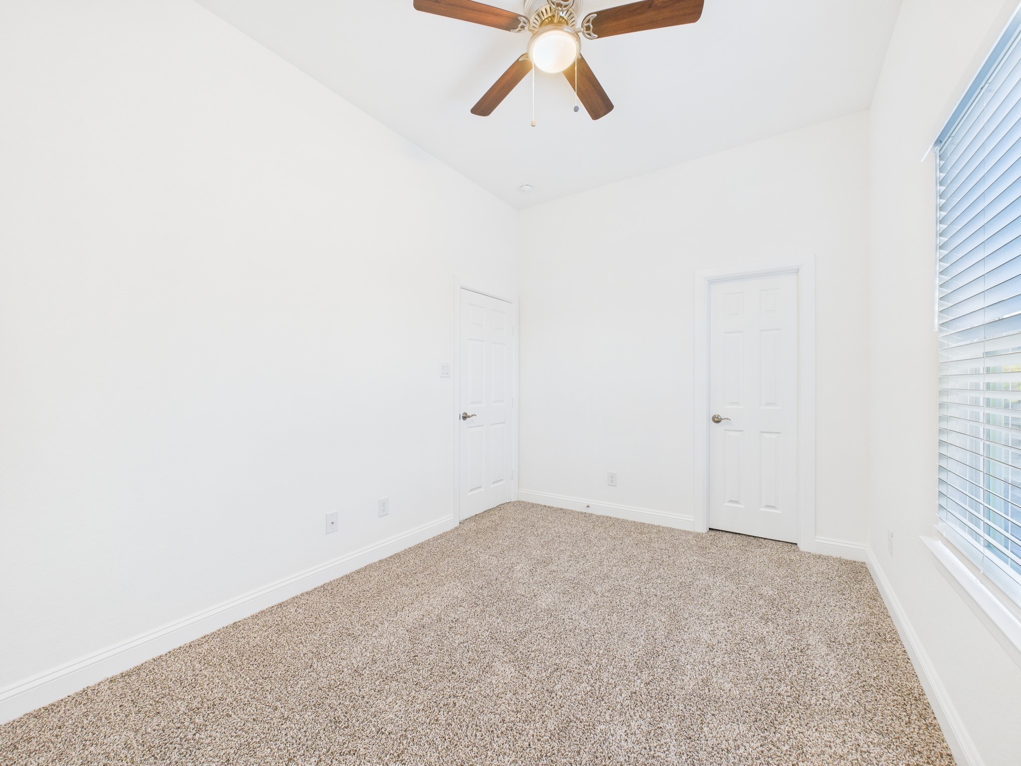 4619 Stassen Street B Property Photo 21