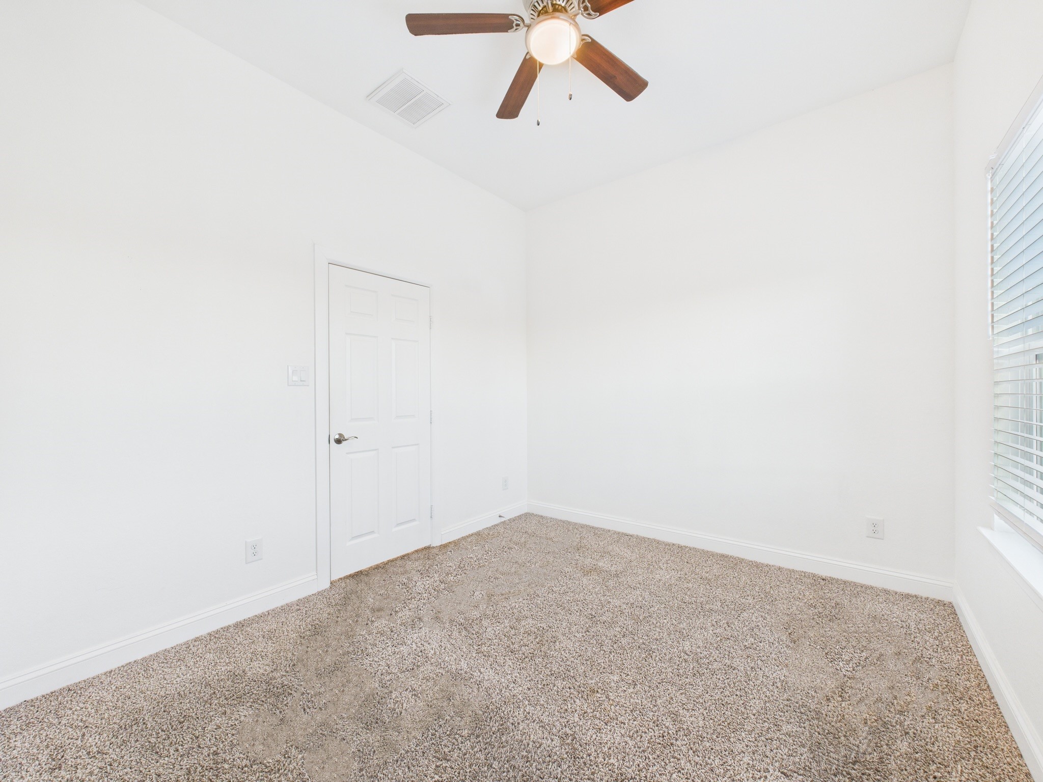4619 Stassen Street B Property Photo 22