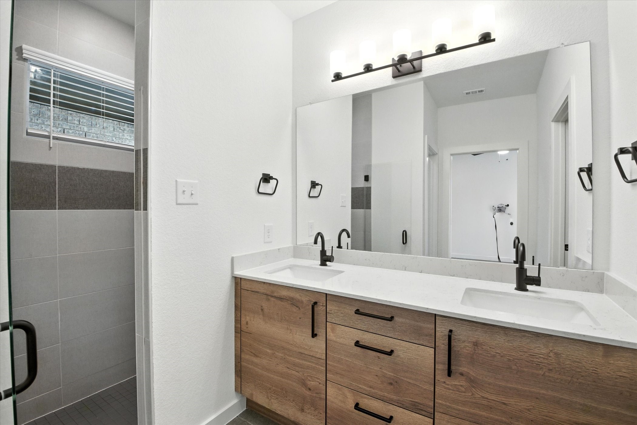 1852 Dry Cherry Drive A Property Photo 18