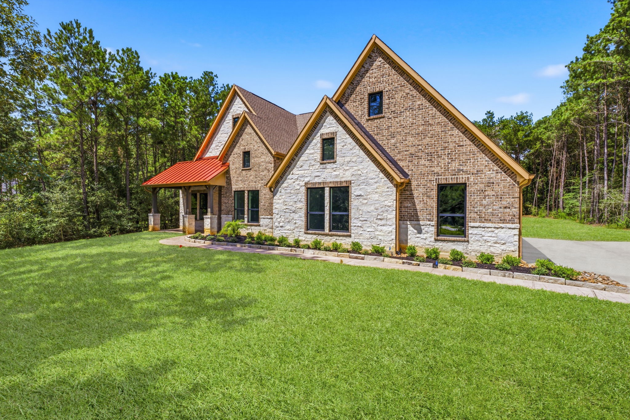 12956 Shady Woods Court Property Photo 4