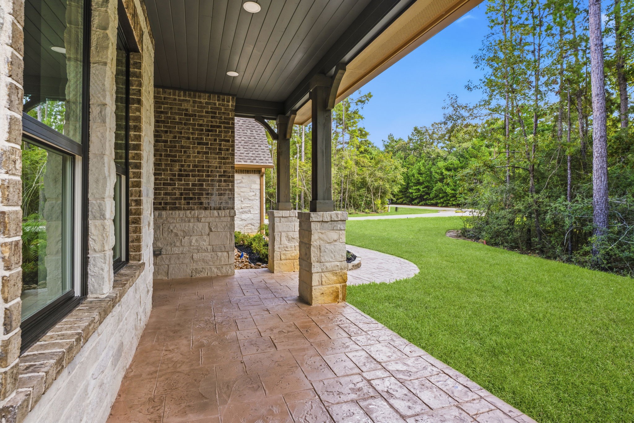 12956 Shady Woods Court Property Photo 5