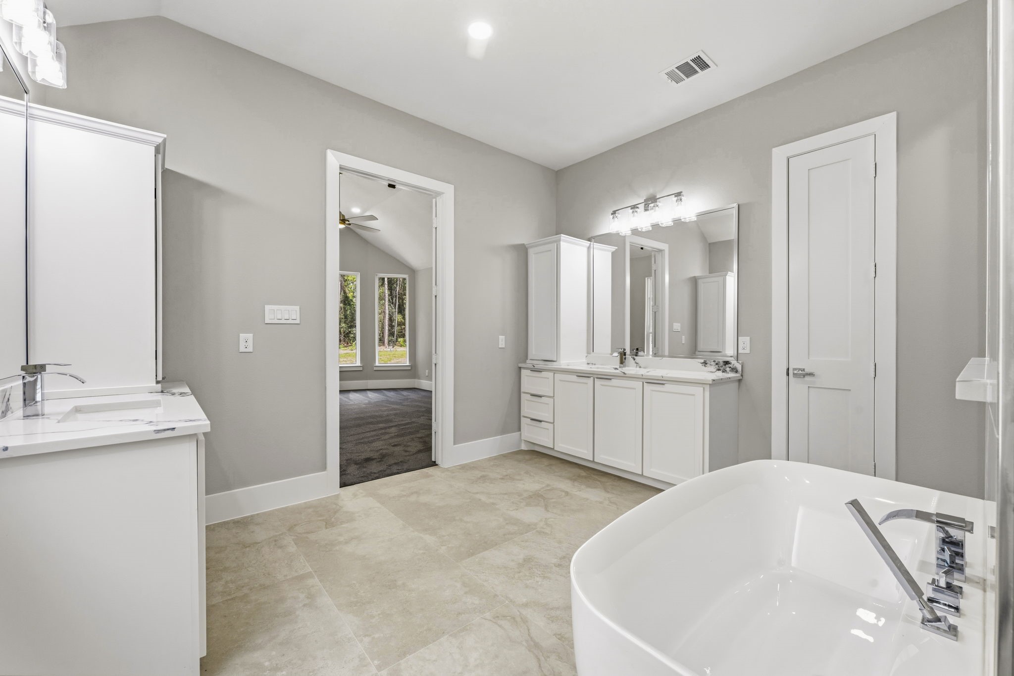 12956 Shady Woods Court Property Photo 26