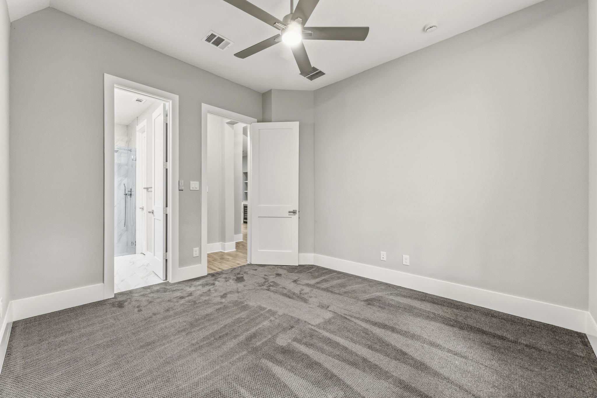 12956 Shady Woods Court Property Photo 40