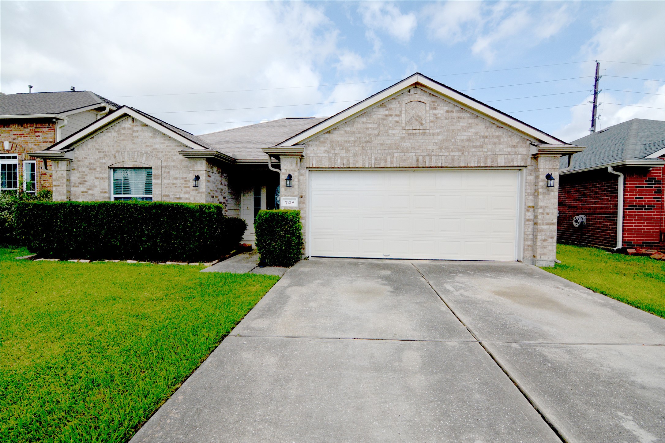 7218 Autumn Bluff Lane Property Photo 1