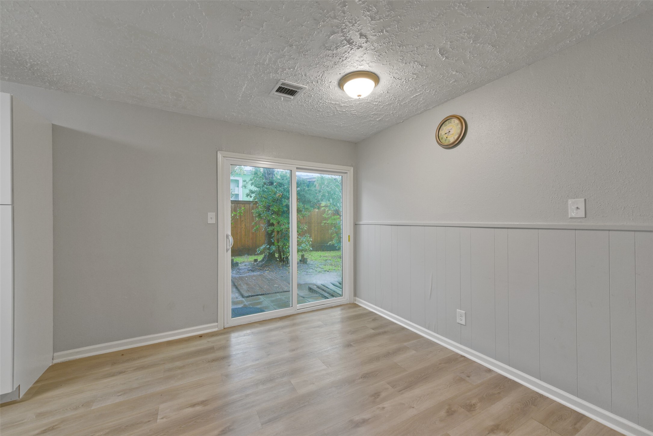 2803 22nd Street Property Photo 9