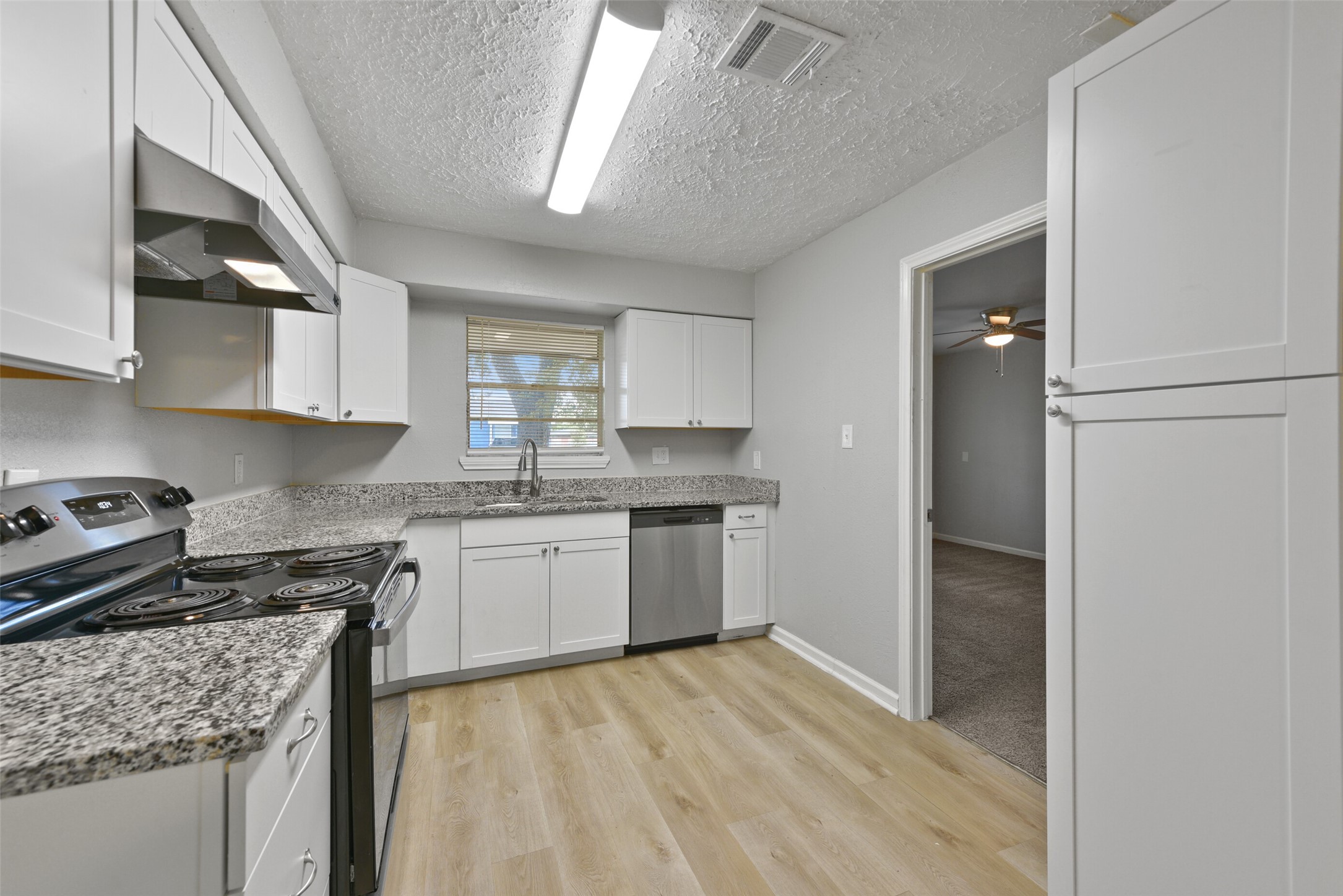 2803 22nd Street Property Photo 12