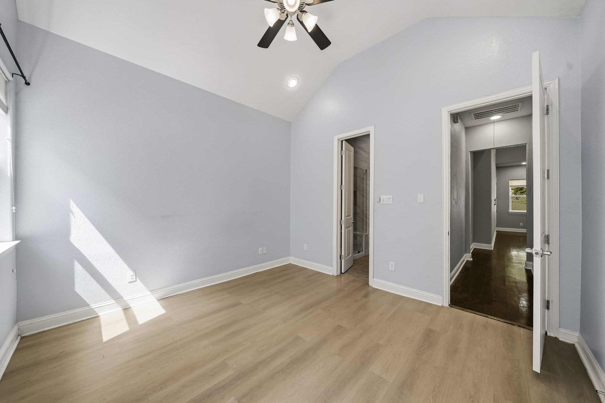 5434 Camaguey Street Property Photo 10