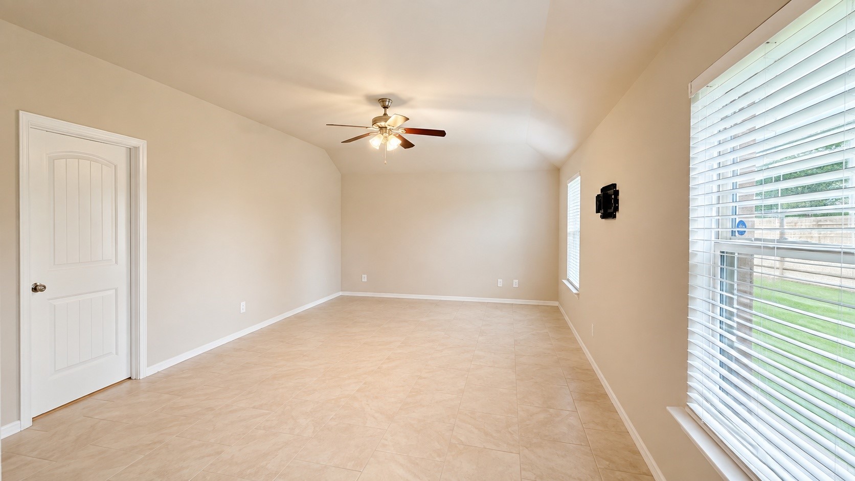 3403 Mcdonough Way Property Photo 9
