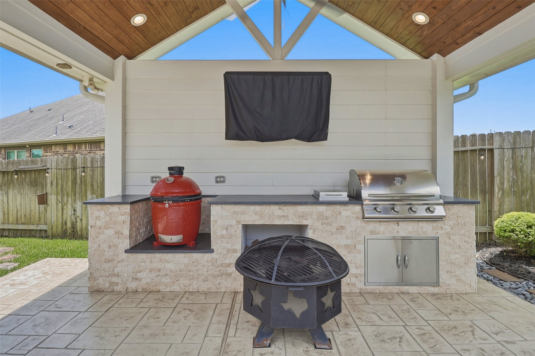 1422 Trails Of Katy Lane Property Photo 3