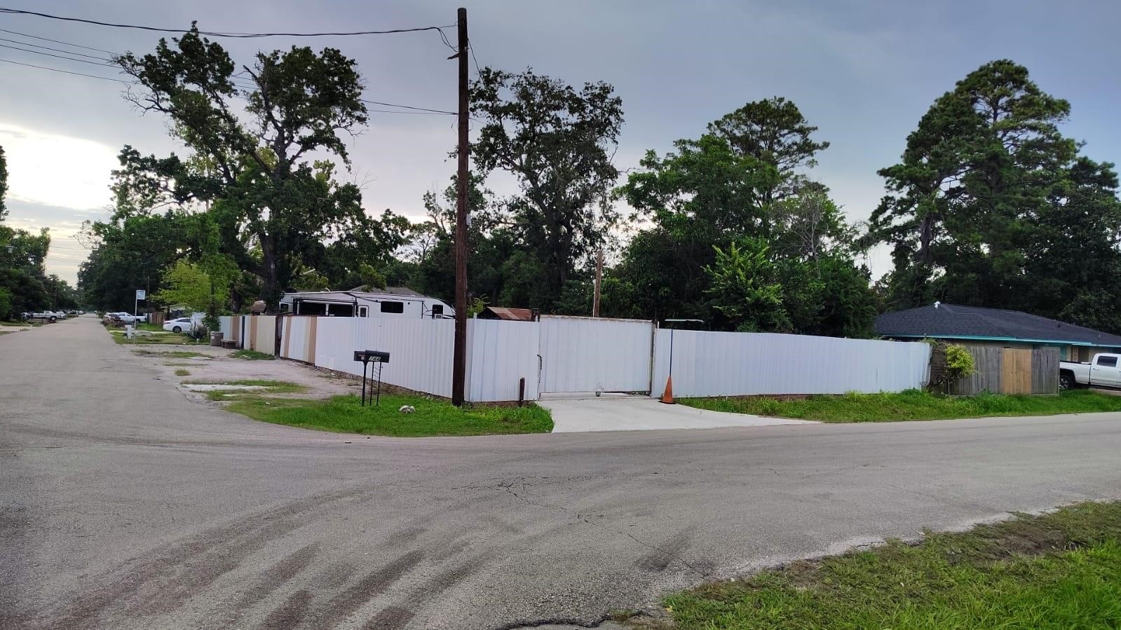 7445 Laura Koppe Road Property Photo 8