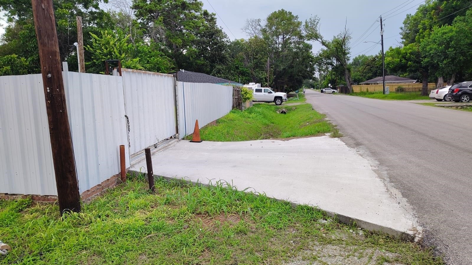 7445 Laura Koppe Road Property Photo 9