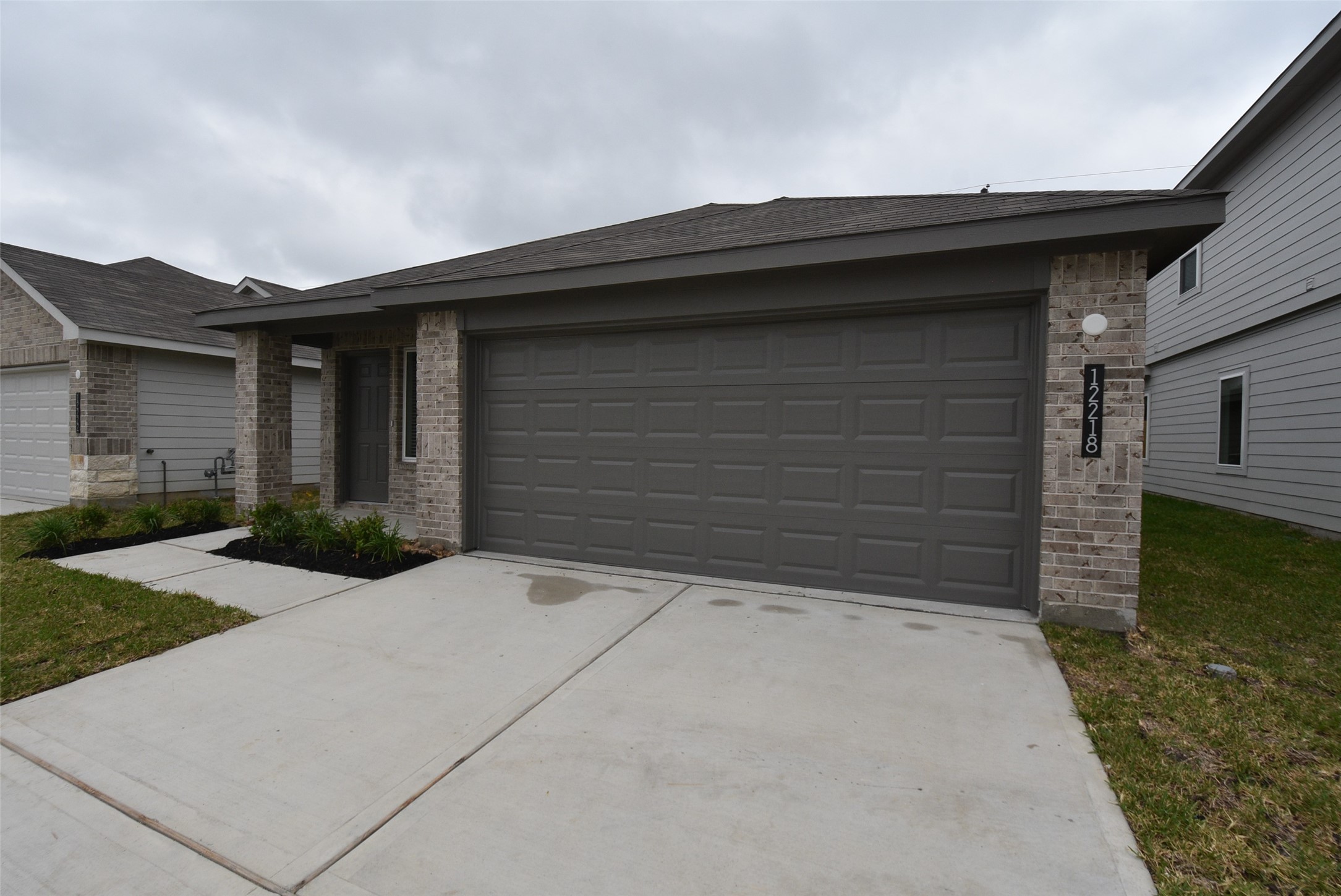 12218 Deep Stream Ln Property Photo 2
