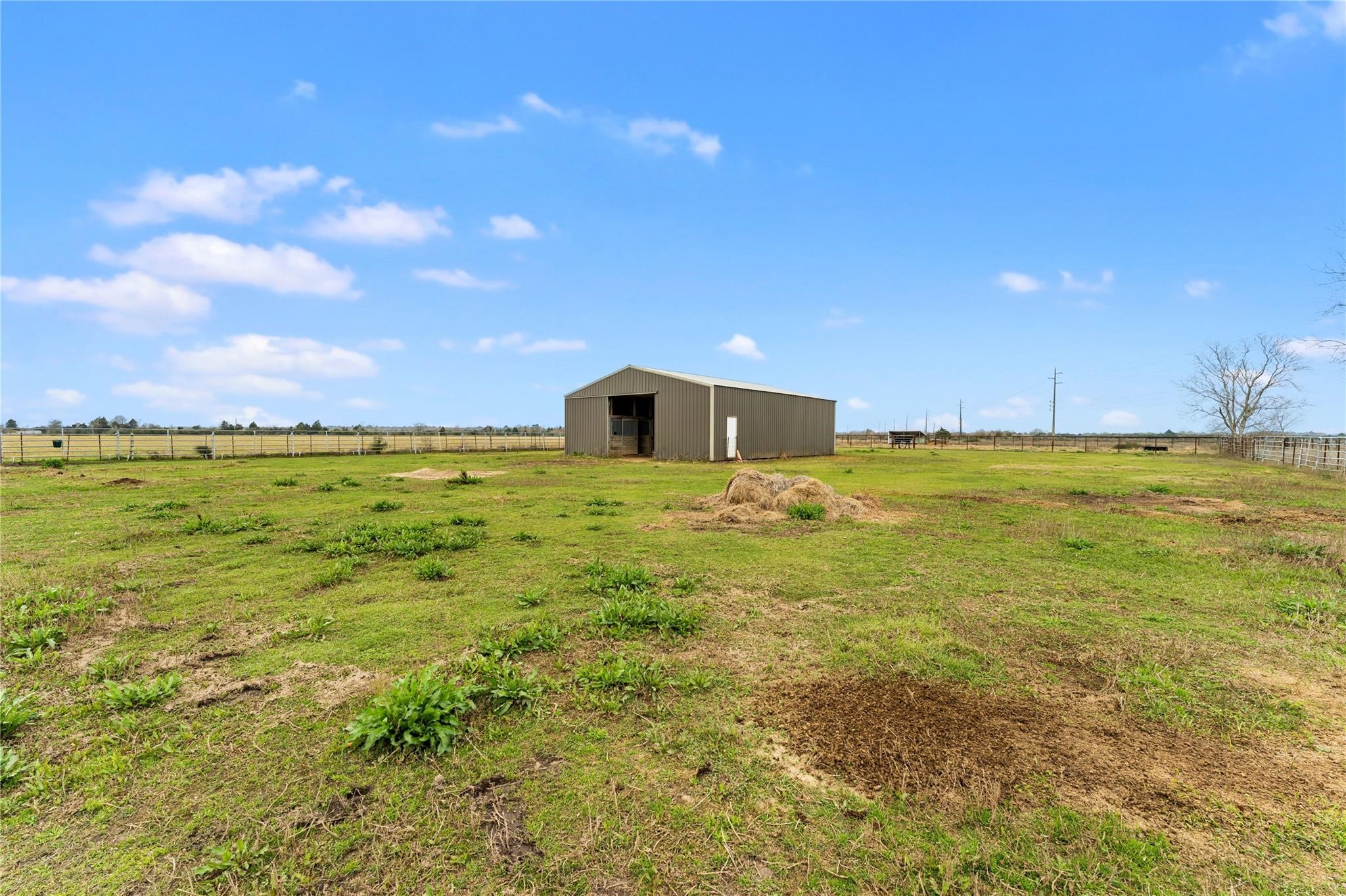 311 County Road 18 Property Photo 22