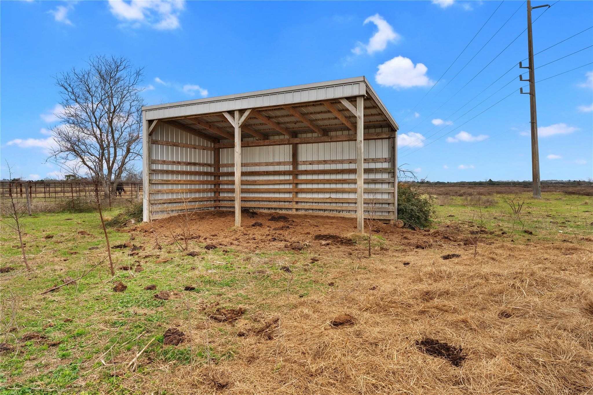311 County Road 18 Property Photo 27