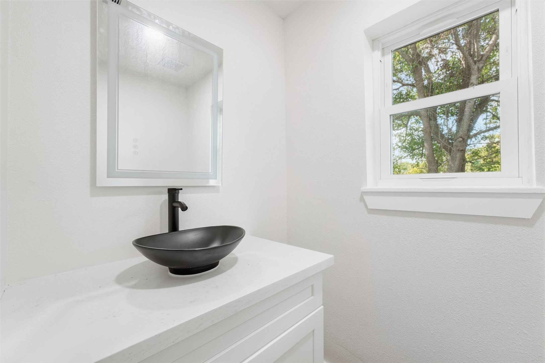 262 Oakland Street Property Photo 21