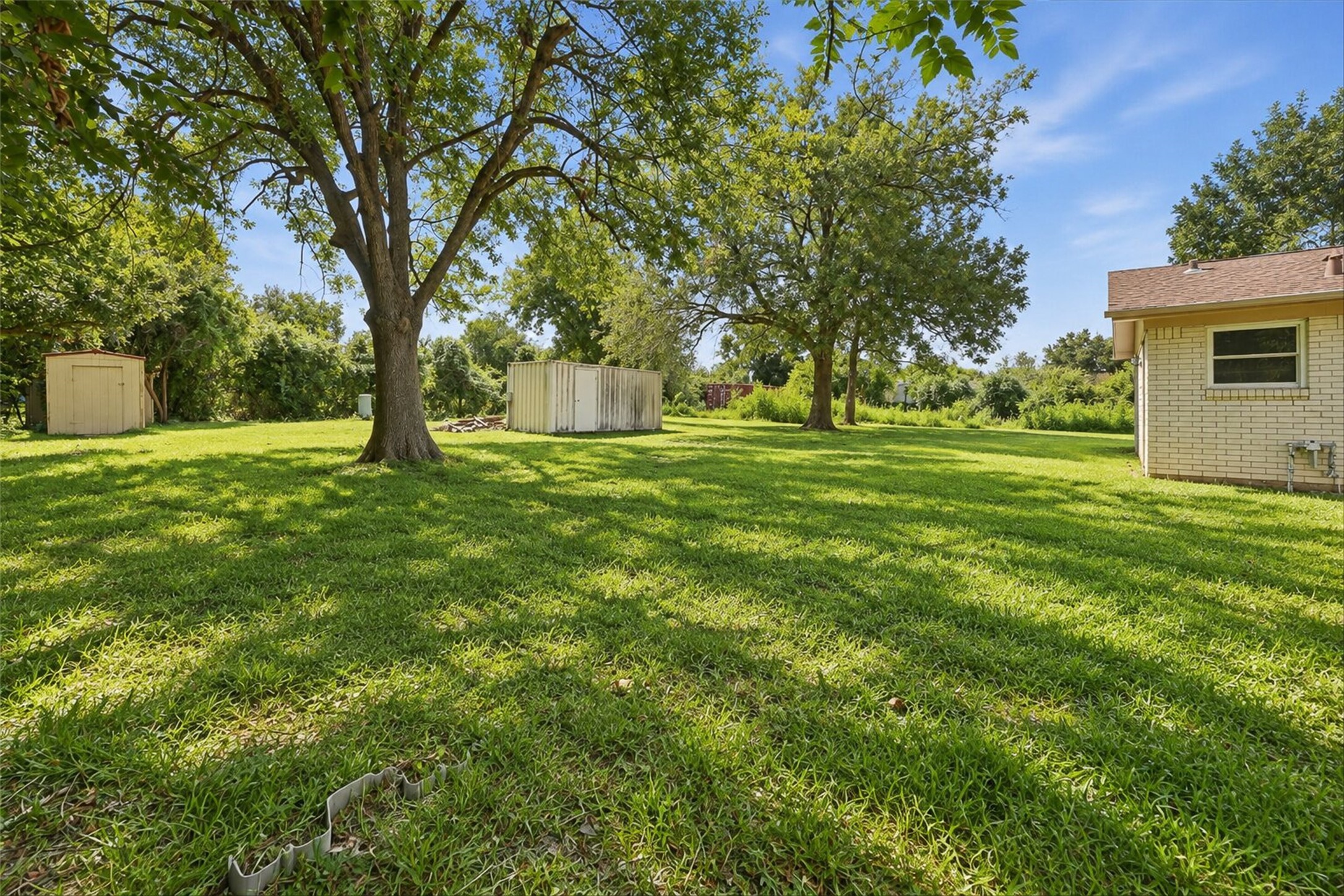 262 Oakland Street Property Photo 29